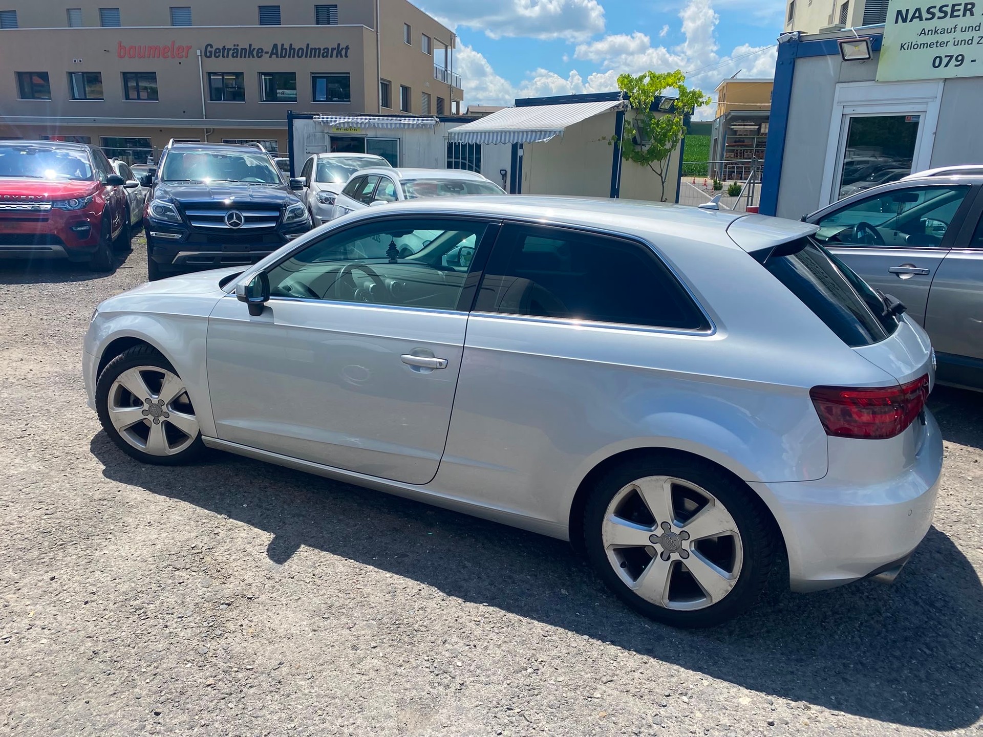 AUDI A3 2.0 TDI Ambiente S-tronic-image-2