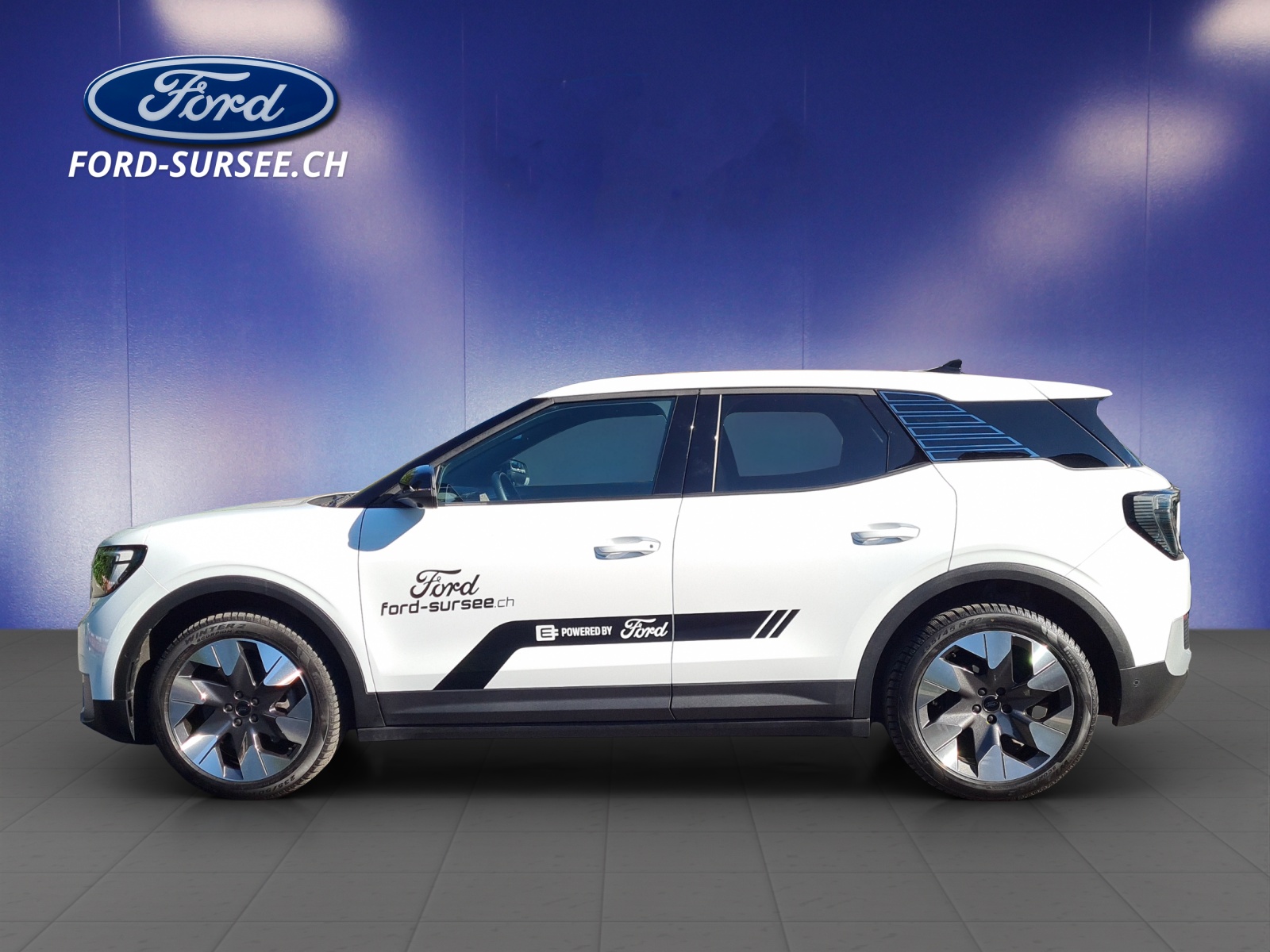 FORD Explorer Extended Range (79 kWh) Premium 4x4 AUTOMAT-showroom-element-1