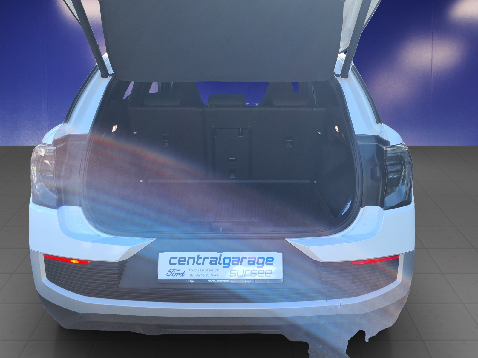 FORD Explorer Extended Range (79 kWh) Premium 4x4 AUTOMAT-image-13