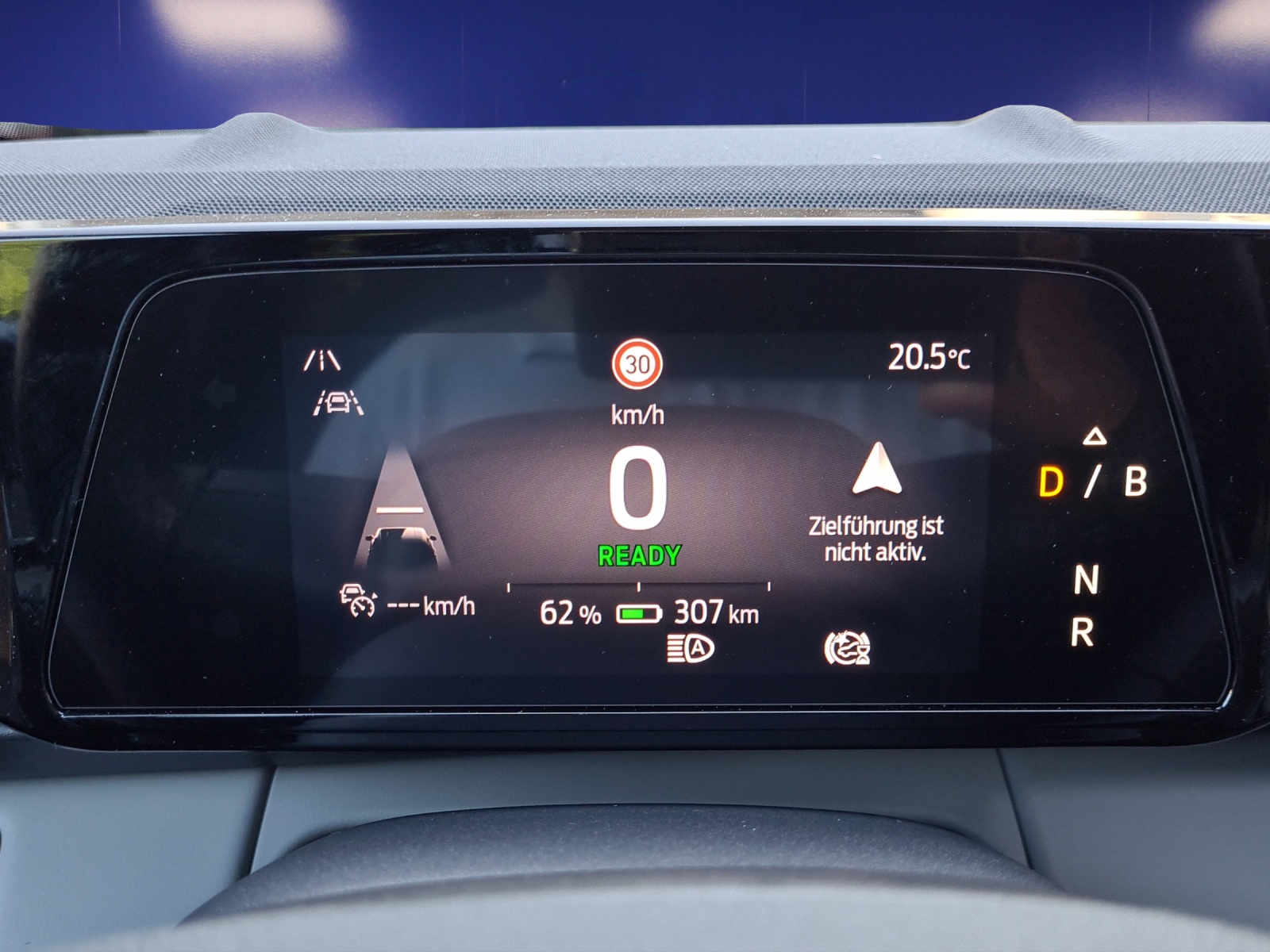 FORD Explorer Extended Range (79 kWh) Premium 4x4 AUTOMAT-image-10