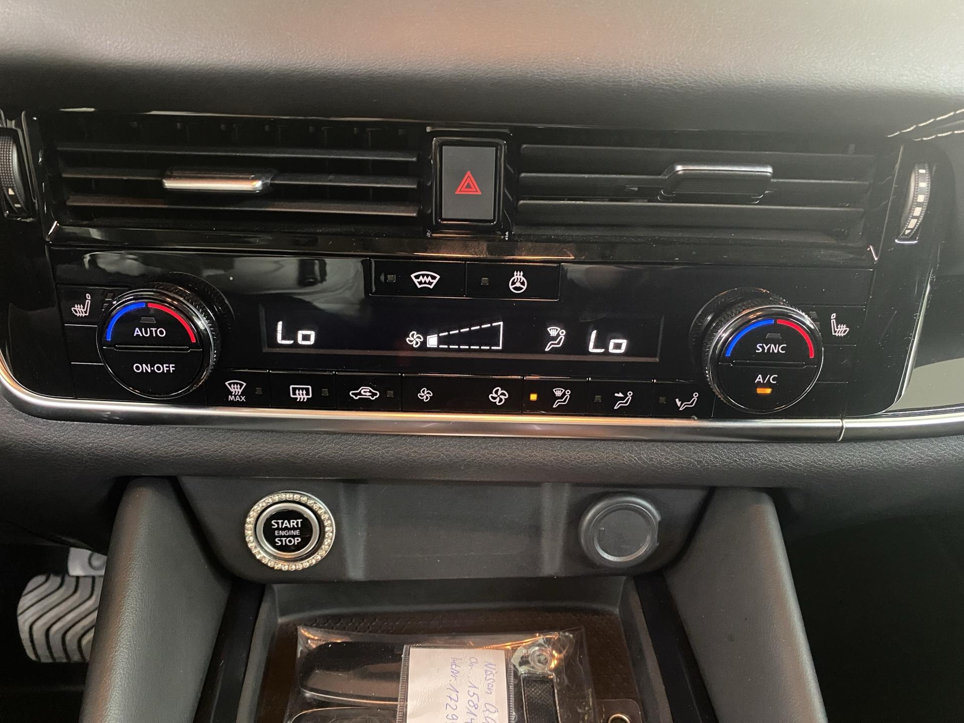NISSAN Qashqai 1.3 DIG-T MHEV N-Connecta Xtronic-image-17