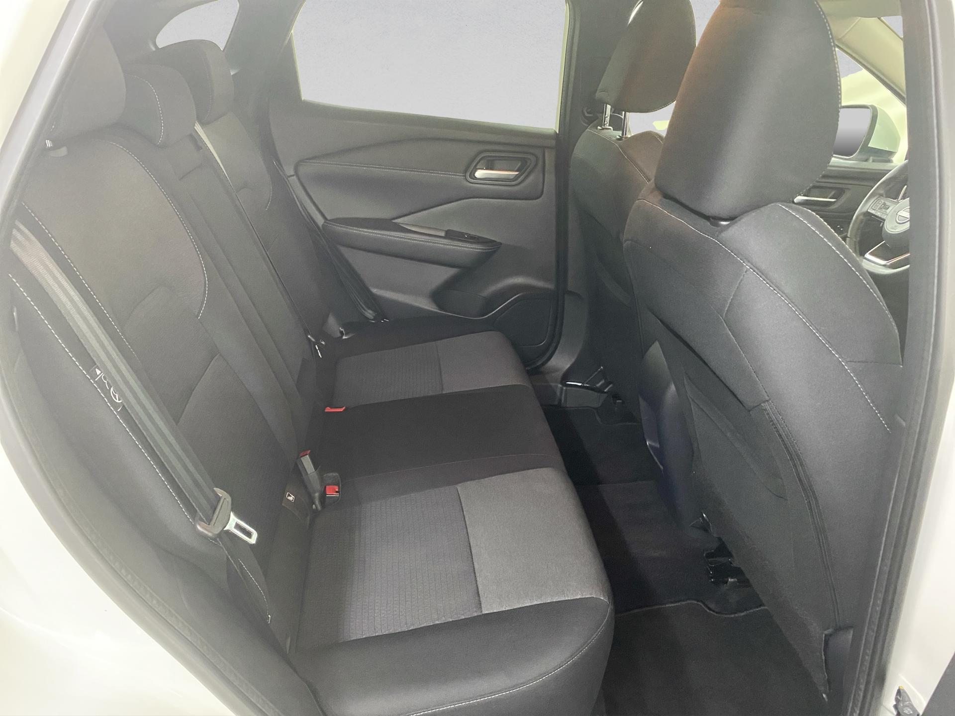 NISSAN Qashqai 1.3 DIG-T MHEV N-Connecta Xtronic-image-12
