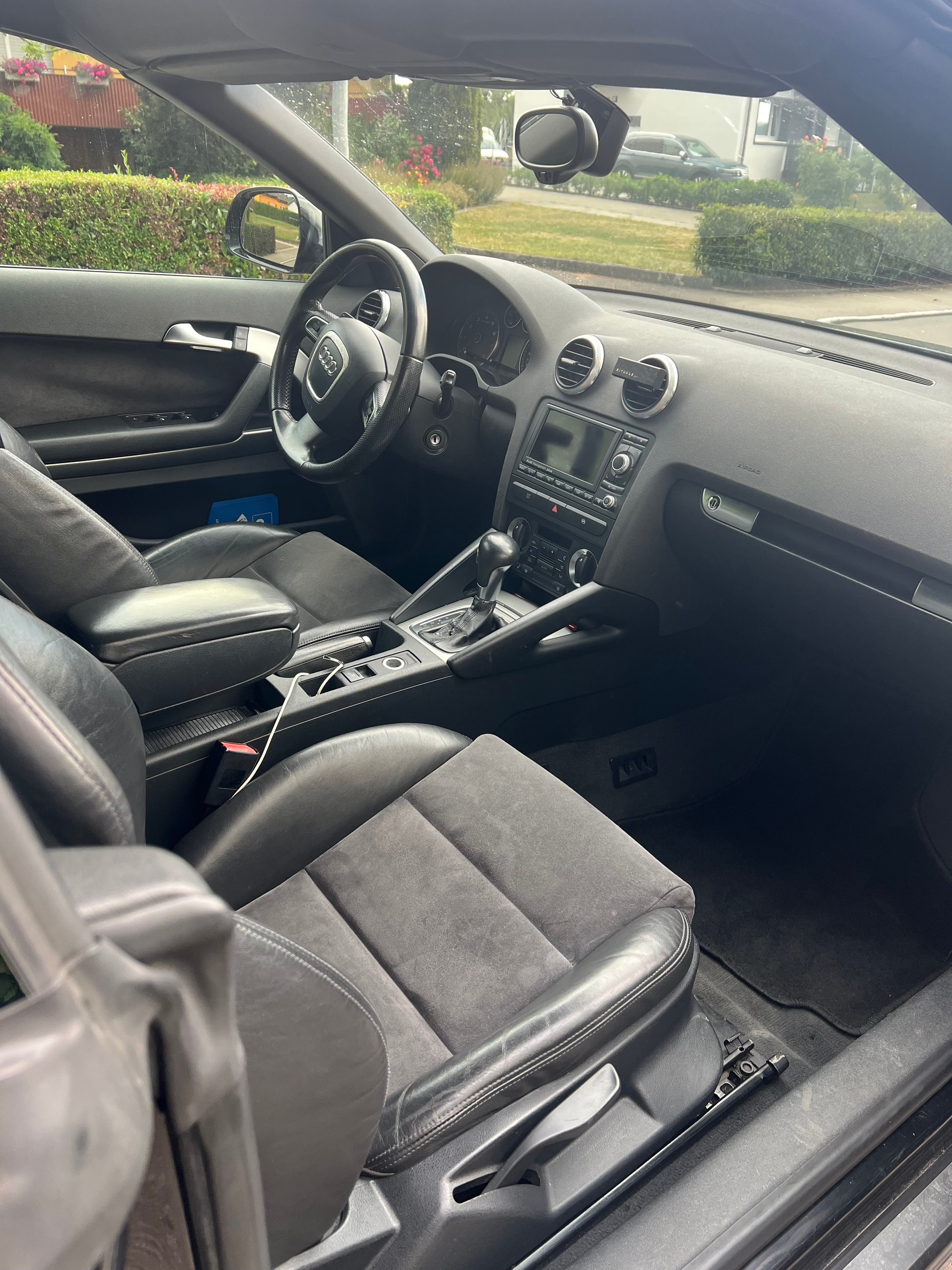 AUDI Audi A3 Cabrio 2.0 TFSI-image-2