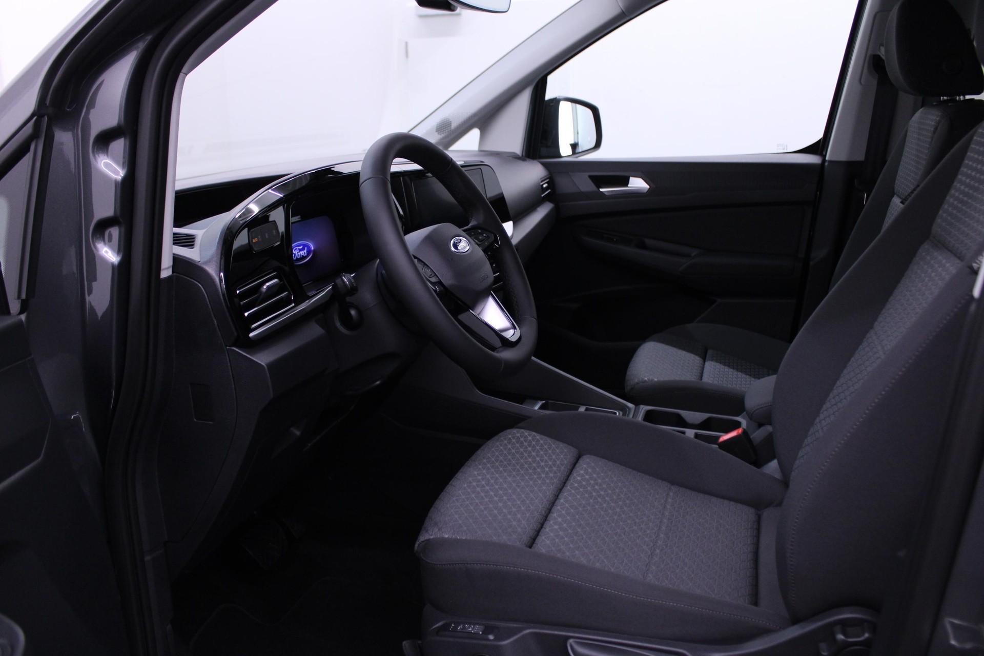 FORD Tourneo Grand Connect 2.0 EcoBlue 122 Titanium als 7-Plätzer-image-3