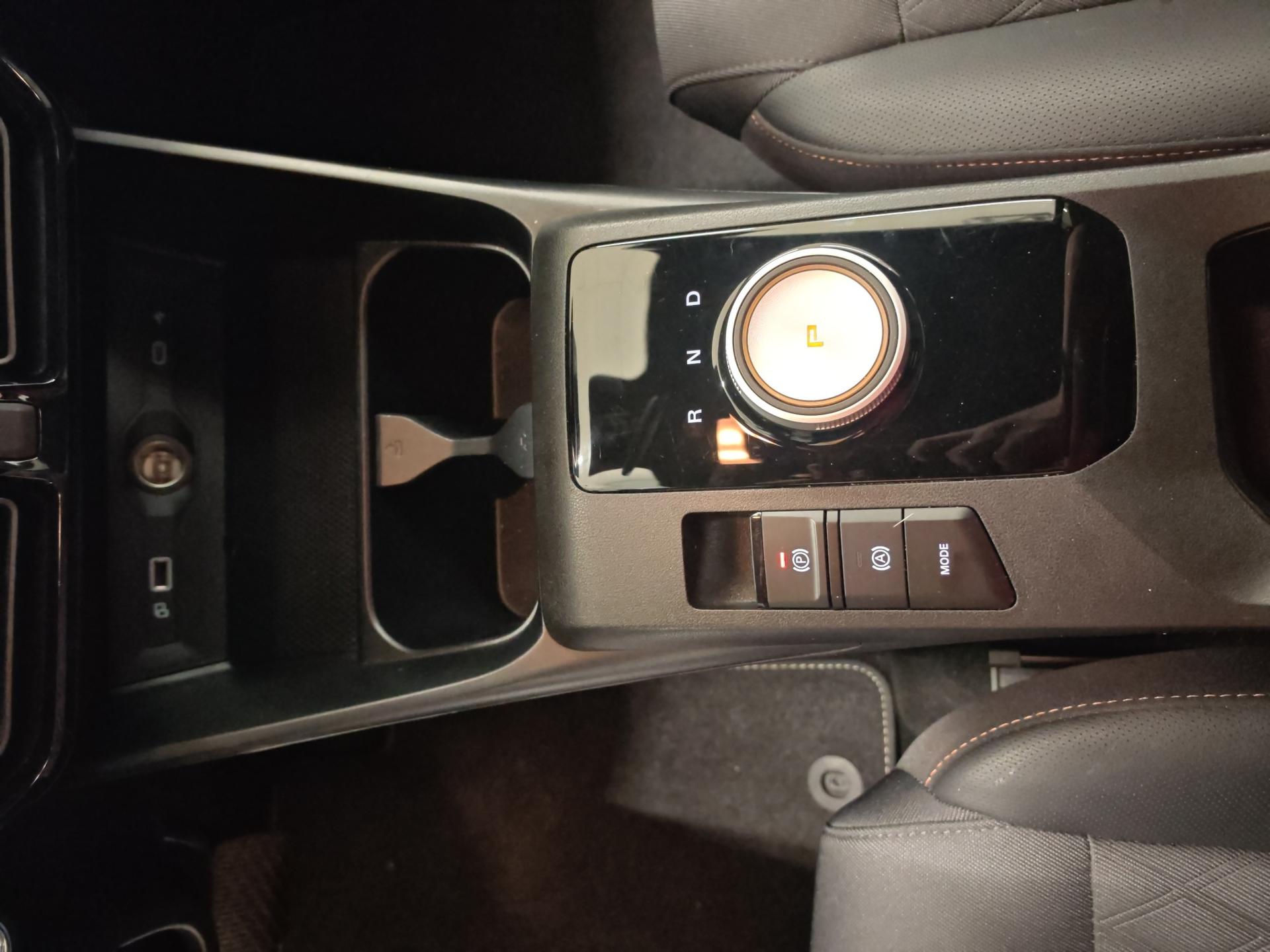 MG 3 1.5 Hybrid Luxury Aut.-image-19