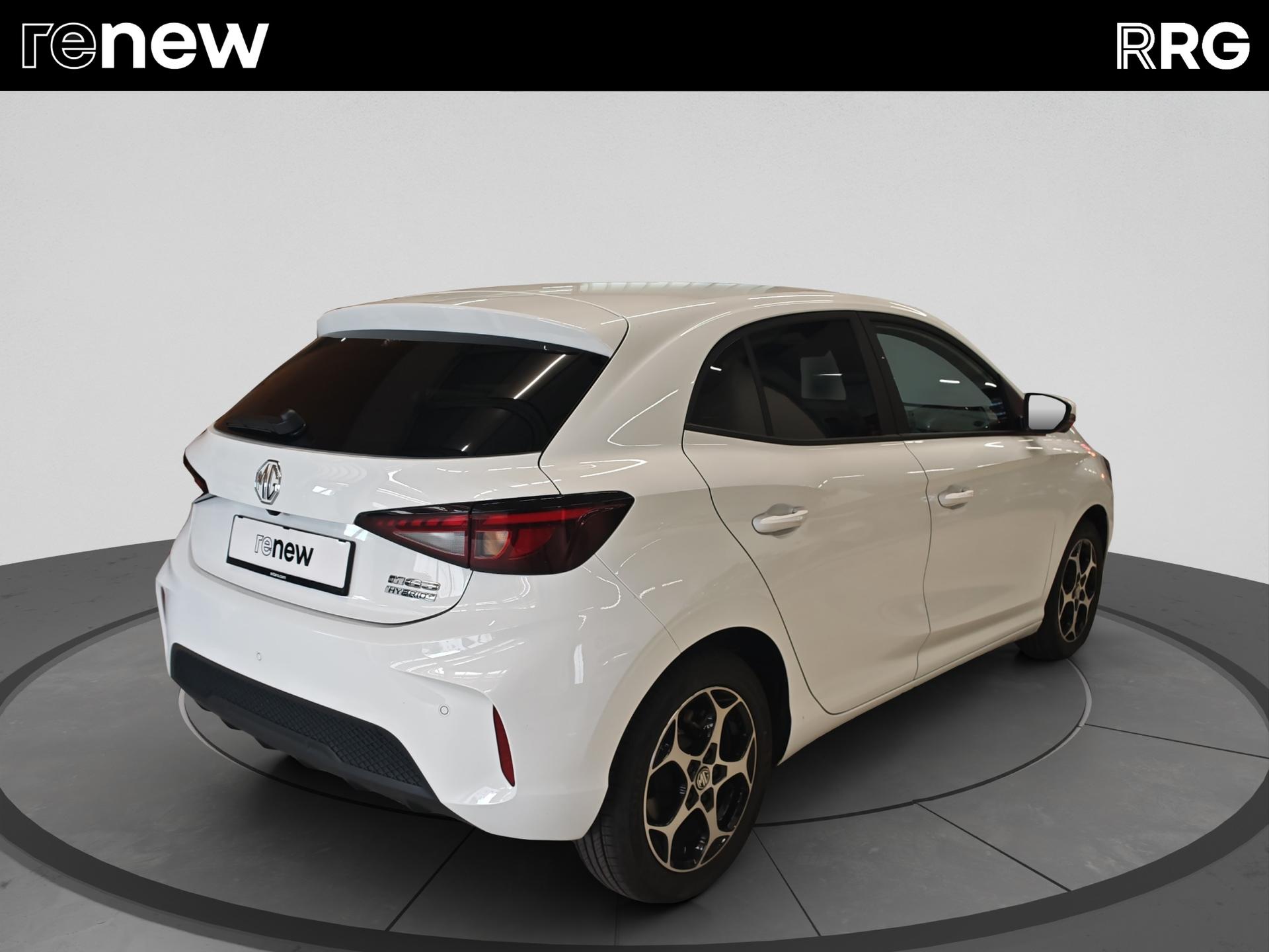 MG 3 1.5 Hybrid Luxury Aut.-image-2