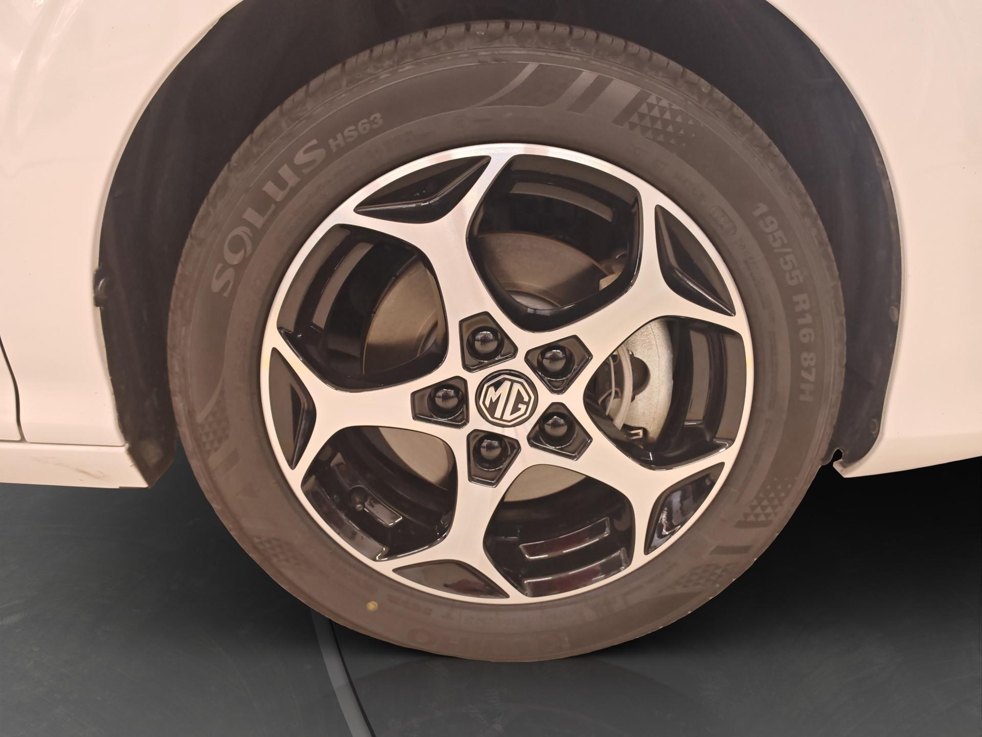 MG 3 1.5 Hybrid Luxury Aut.-image-16
