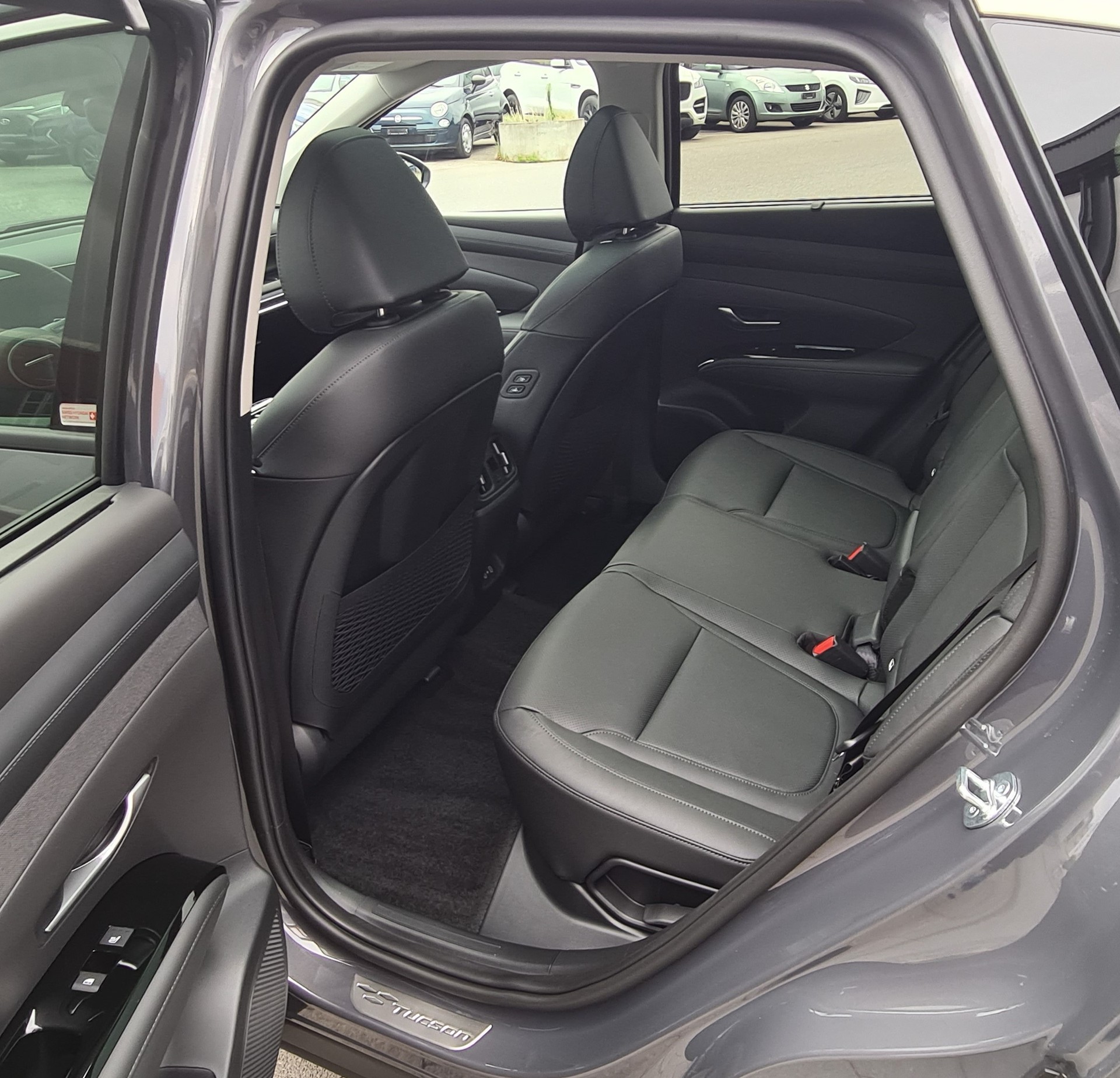 HYUNDAI Tucson 1.6 TGDI PHEV Vertex Swiss Edition 4WD-image-12
