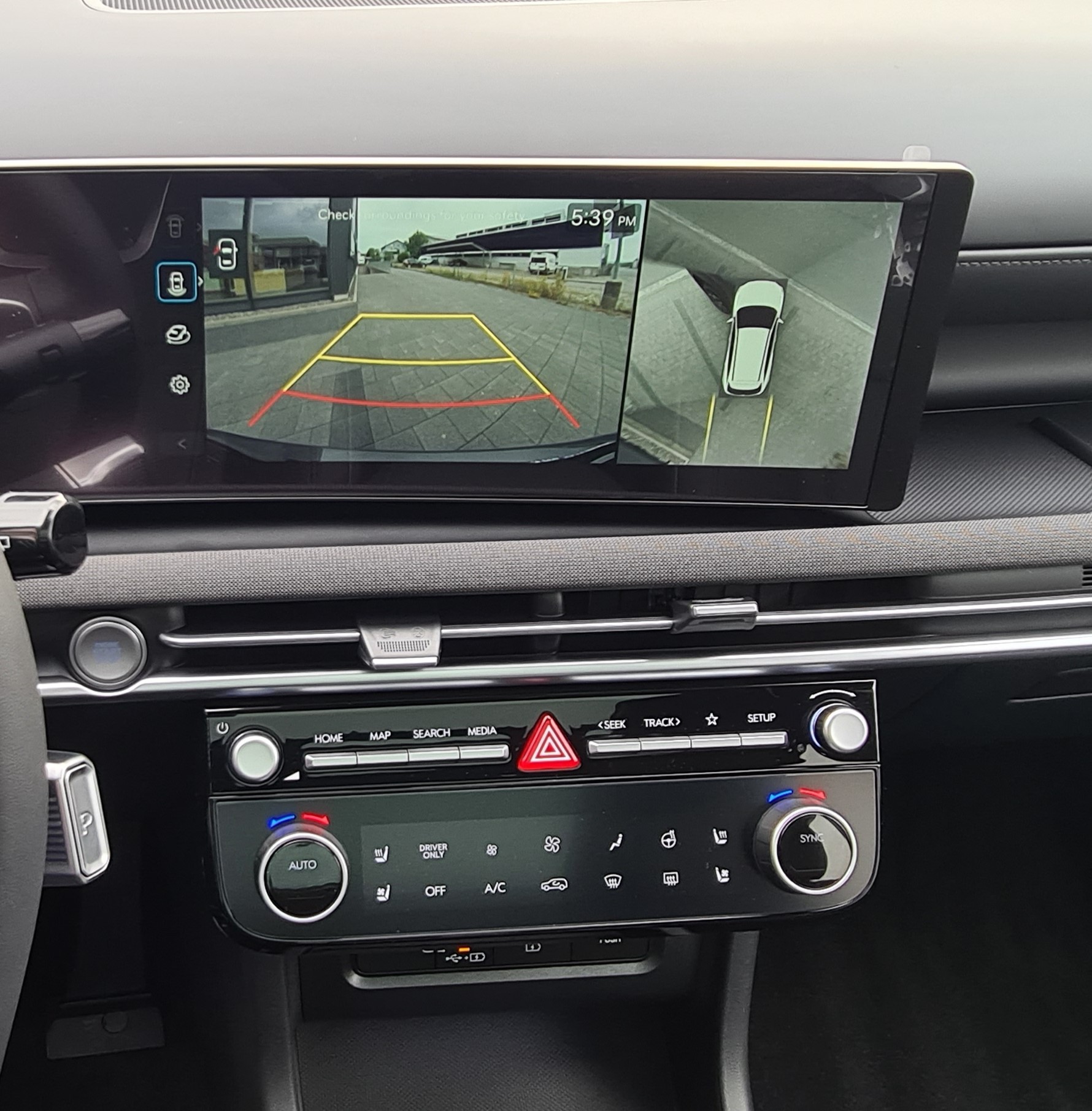 HYUNDAI Tucson 1.6 TGDI PHEV Vertex Swiss Edition 4WD-image-15