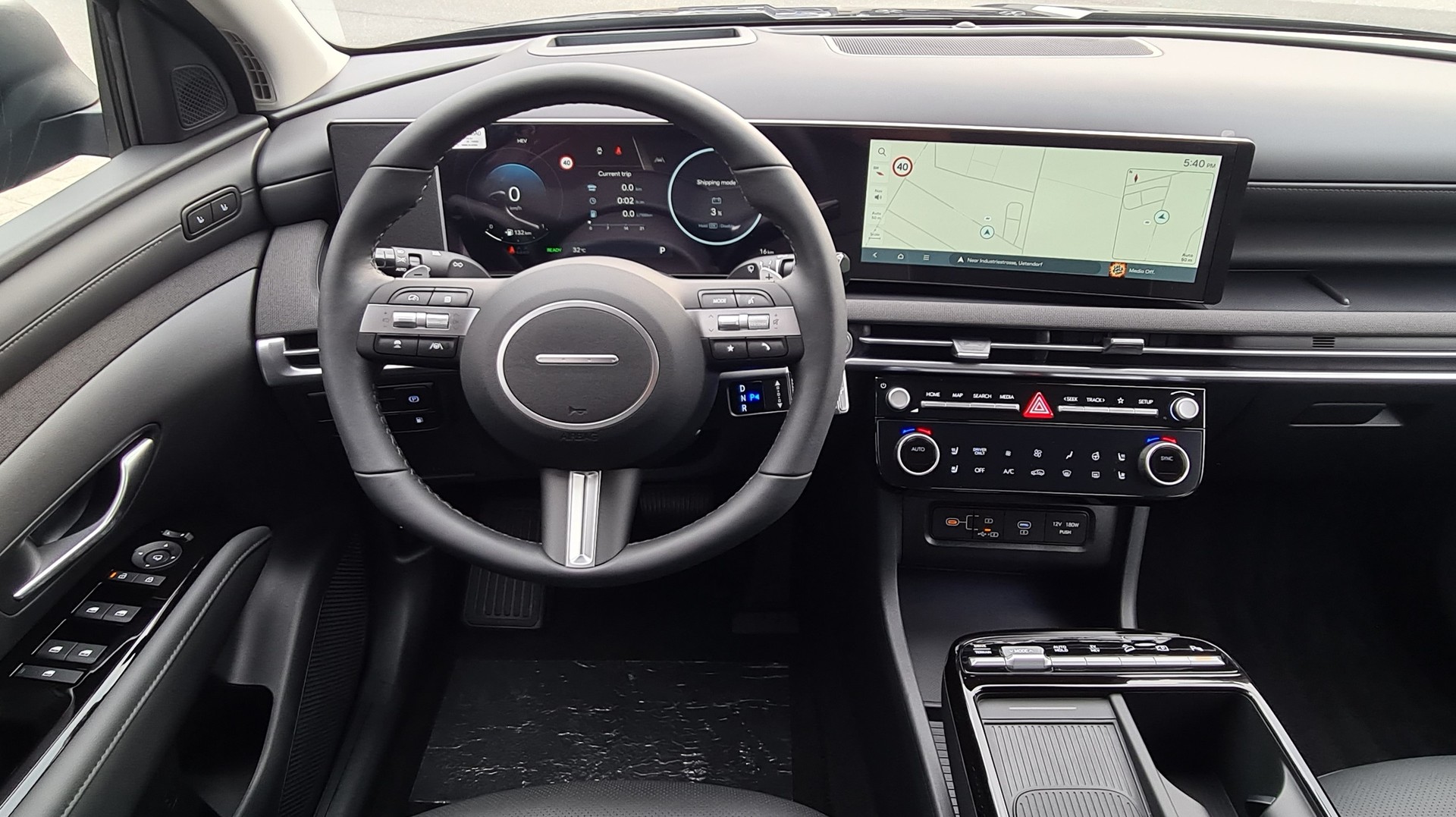 HYUNDAI Tucson 1.6 TGDI PHEV Vertex Swiss Edition 4WD-image-11