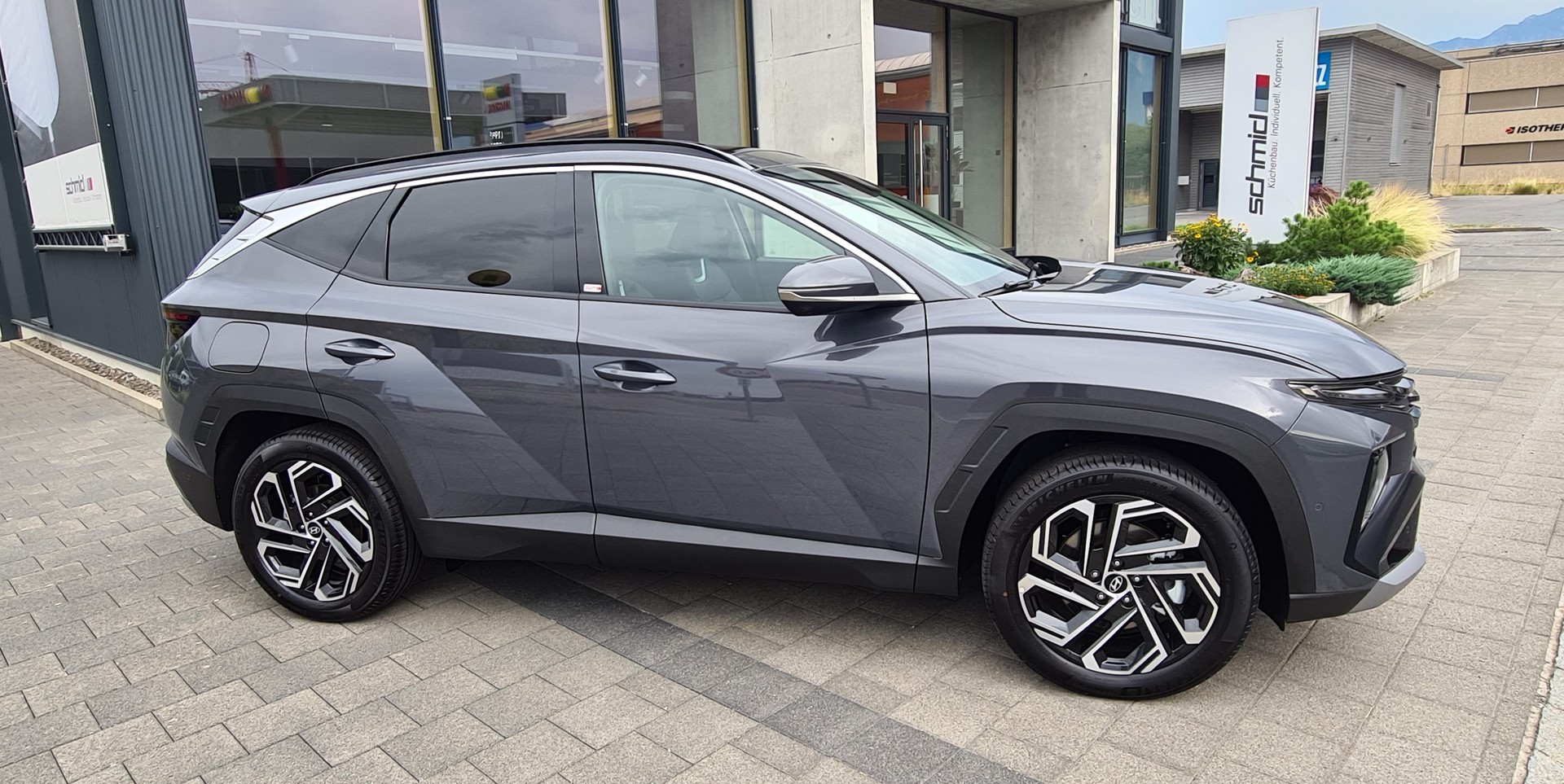 HYUNDAI Tucson 1.6 TGDI PHEV Vertex Swiss Edition 4WD-showroom-element-2