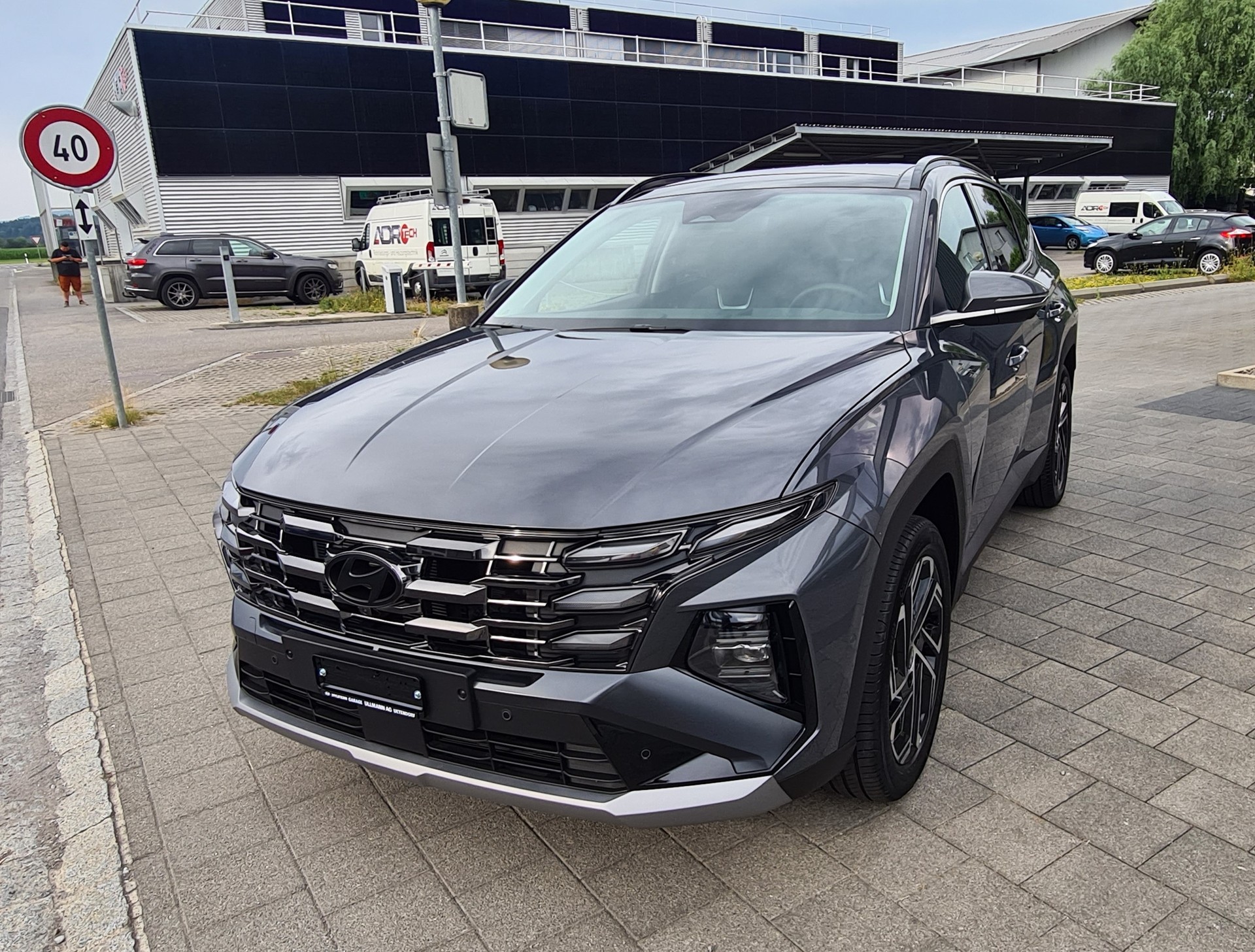 HYUNDAI Tucson 1.6 TGDI PHEV Vertex Swiss Edition 4WD-image-9
