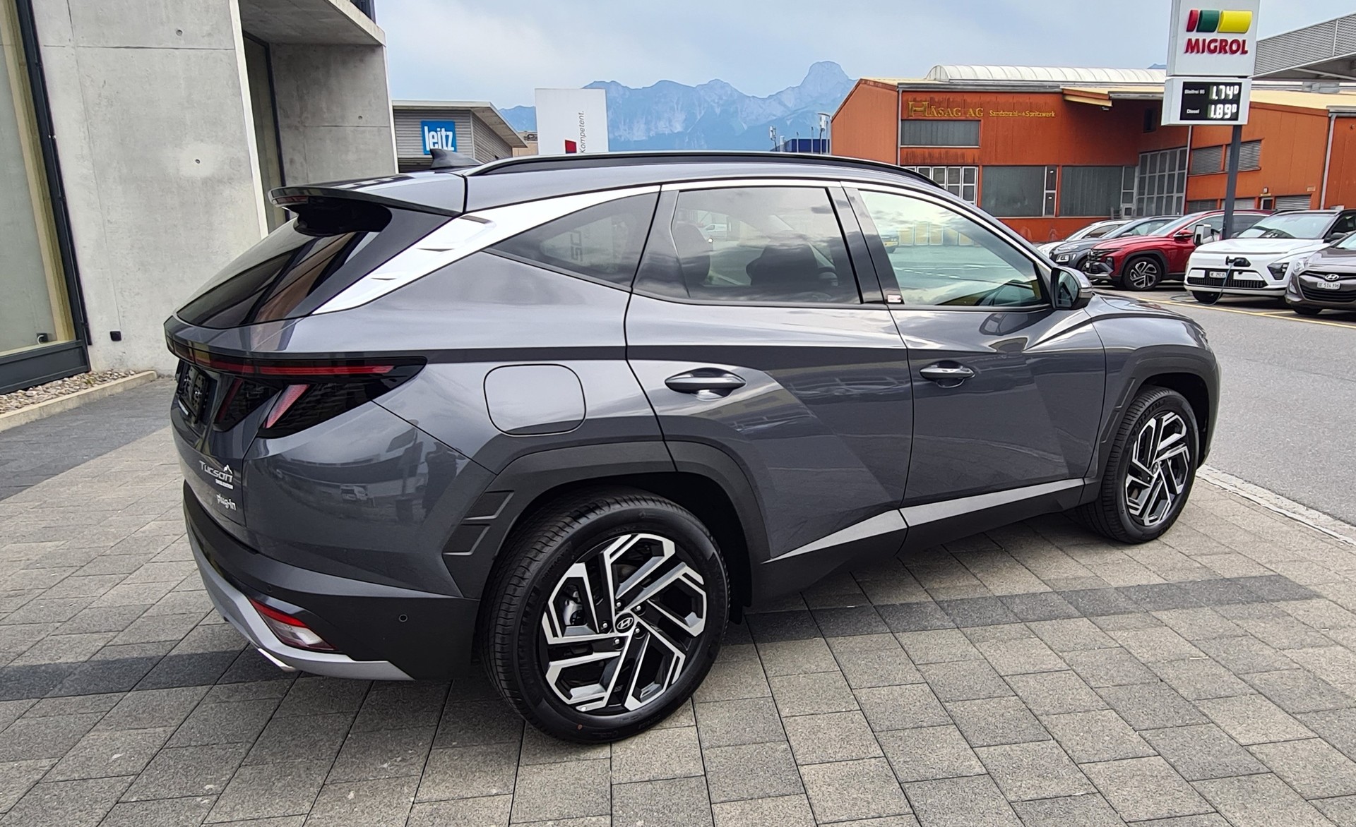 HYUNDAI Tucson 1.6 TGDI PHEV Vertex Swiss Edition 4WD-showroom-element-3