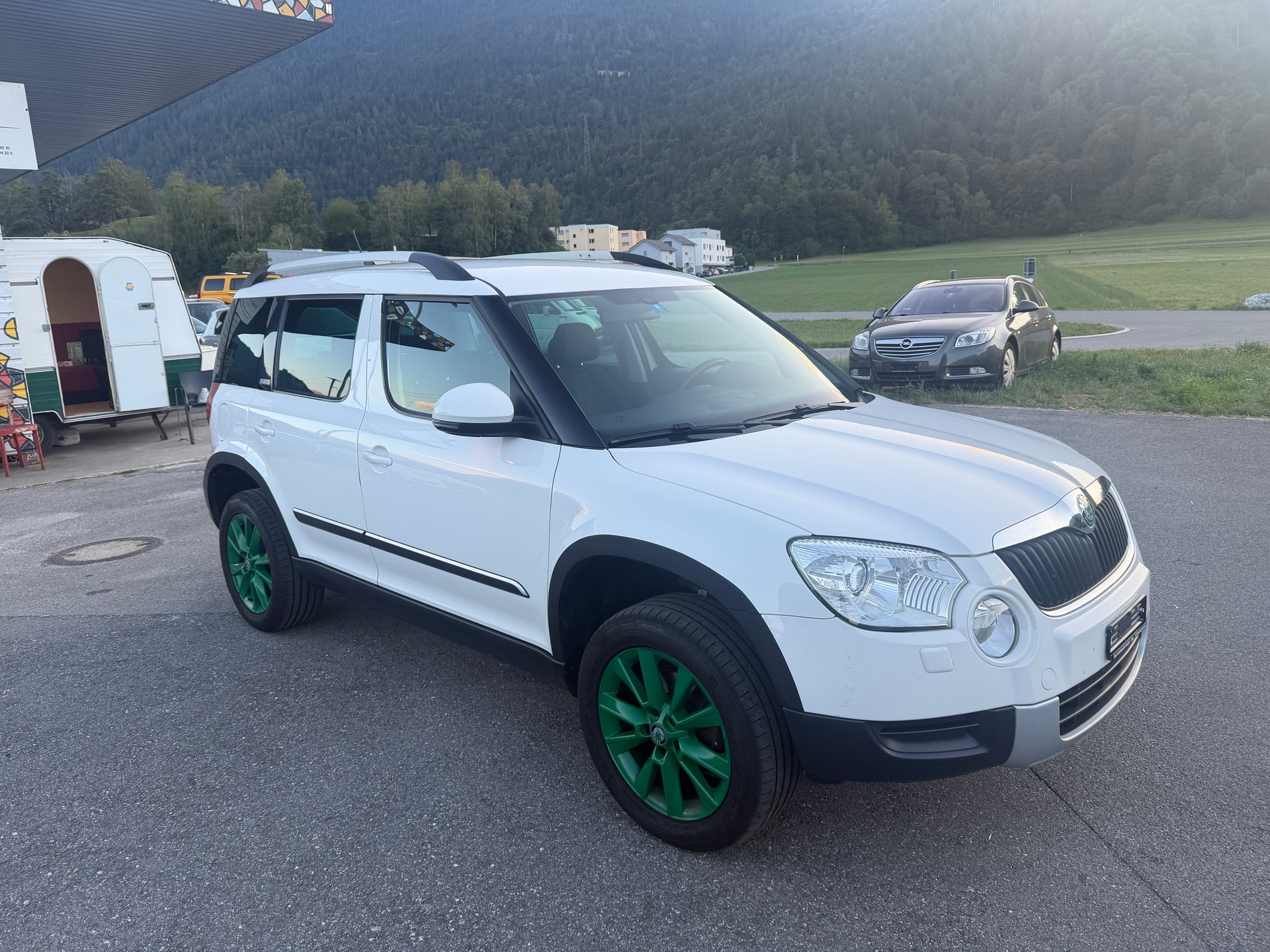 SKODA Yeti 2.0 TDI Ambition 4x4 DSG-image-2