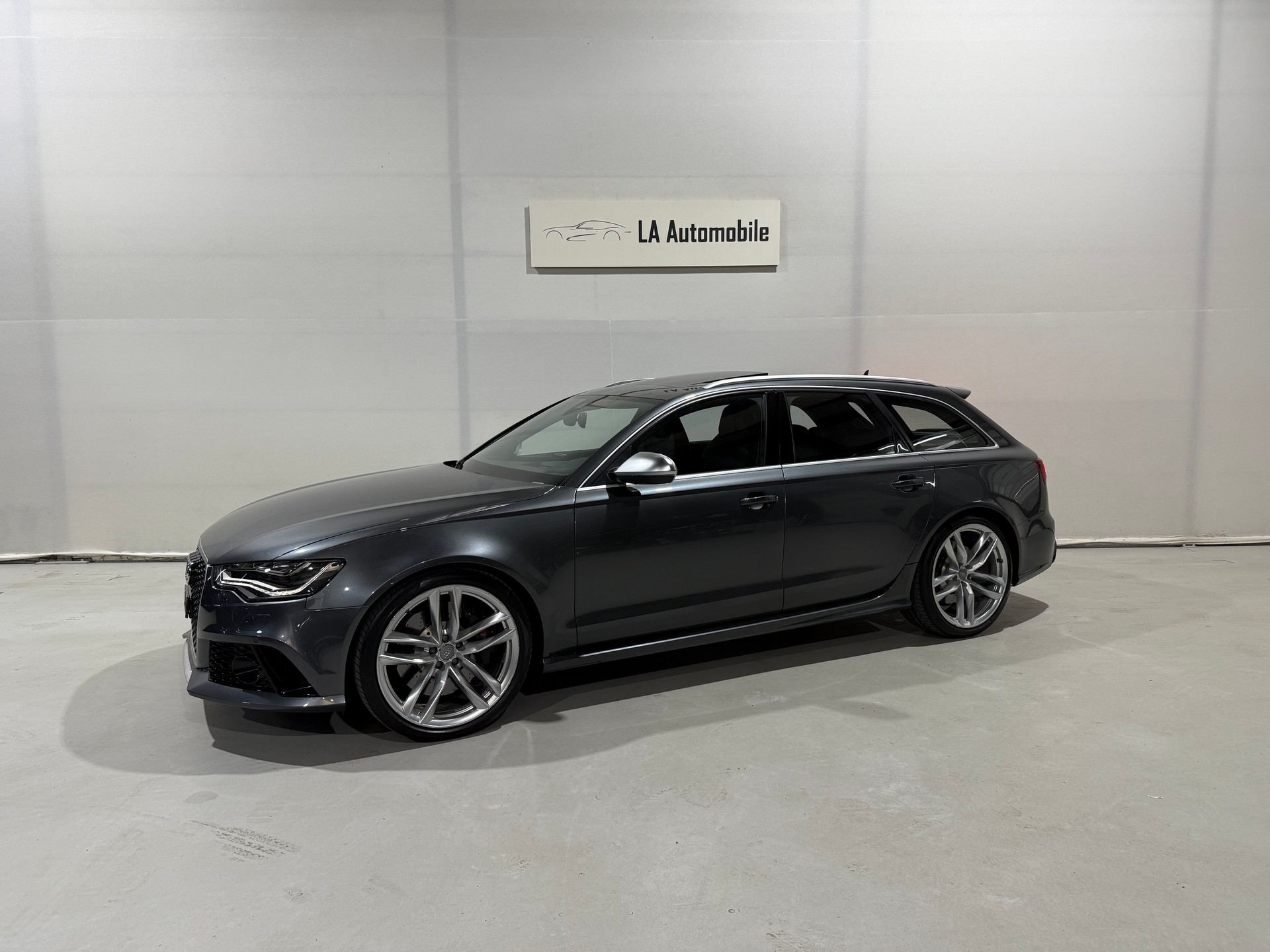AUDI RS6 Avant 4.0 TFSI V8 quattro Tiptronic-image-1