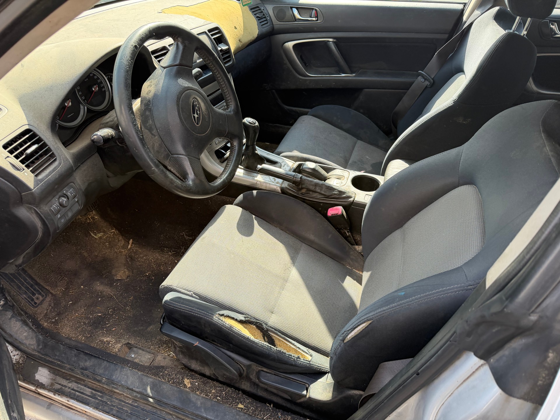 SUBARU Legacy 2.0R AWD Husky-image-8
