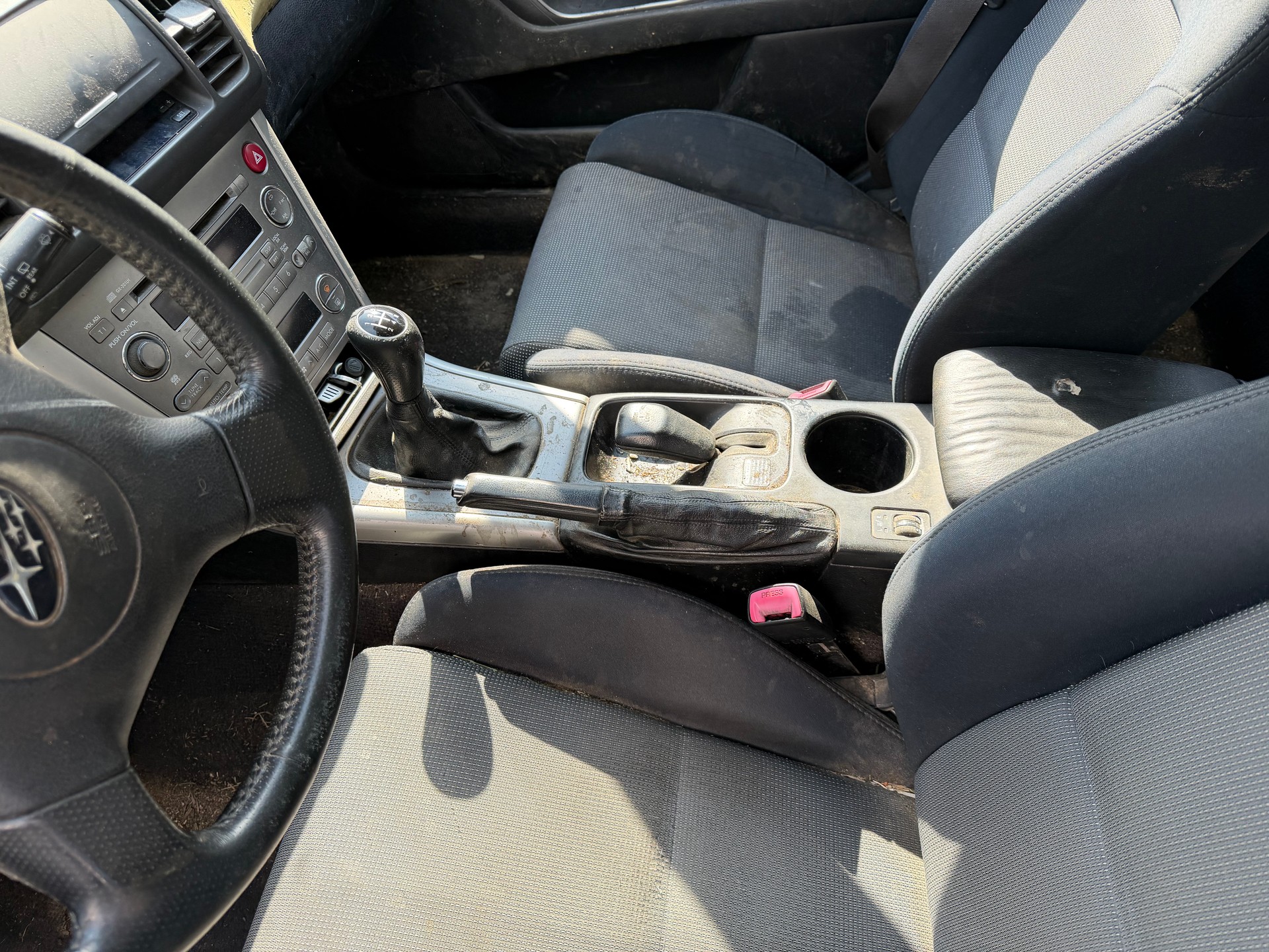 SUBARU Legacy 2.0R AWD Husky-image-9