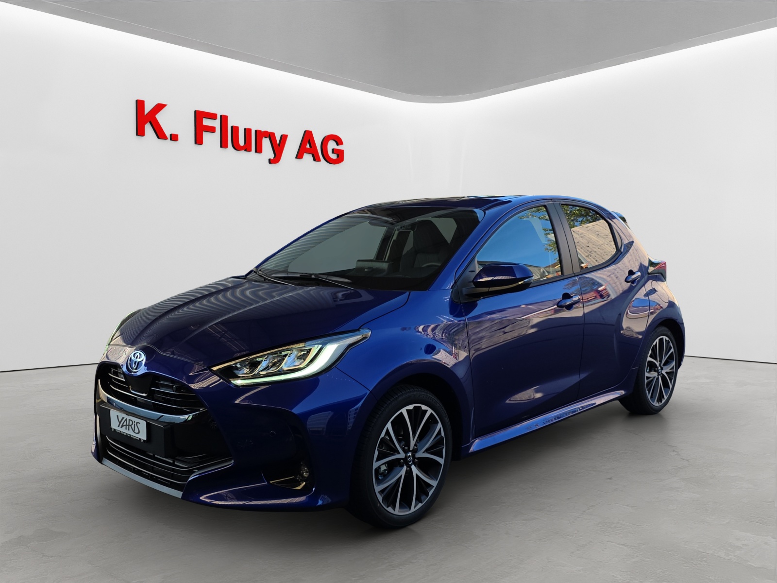 TOYOTA Yaris 1.5 VVT-i HSD Trend-image-0