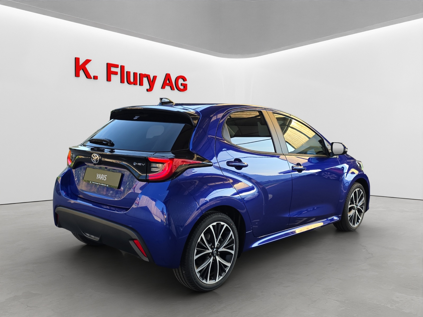 TOYOTA Yaris 1.5 VVT-i HSD Trend-image-4