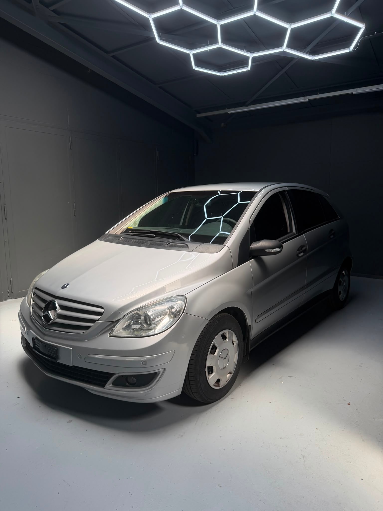 MERCEDES-BENZ B 170-image-0