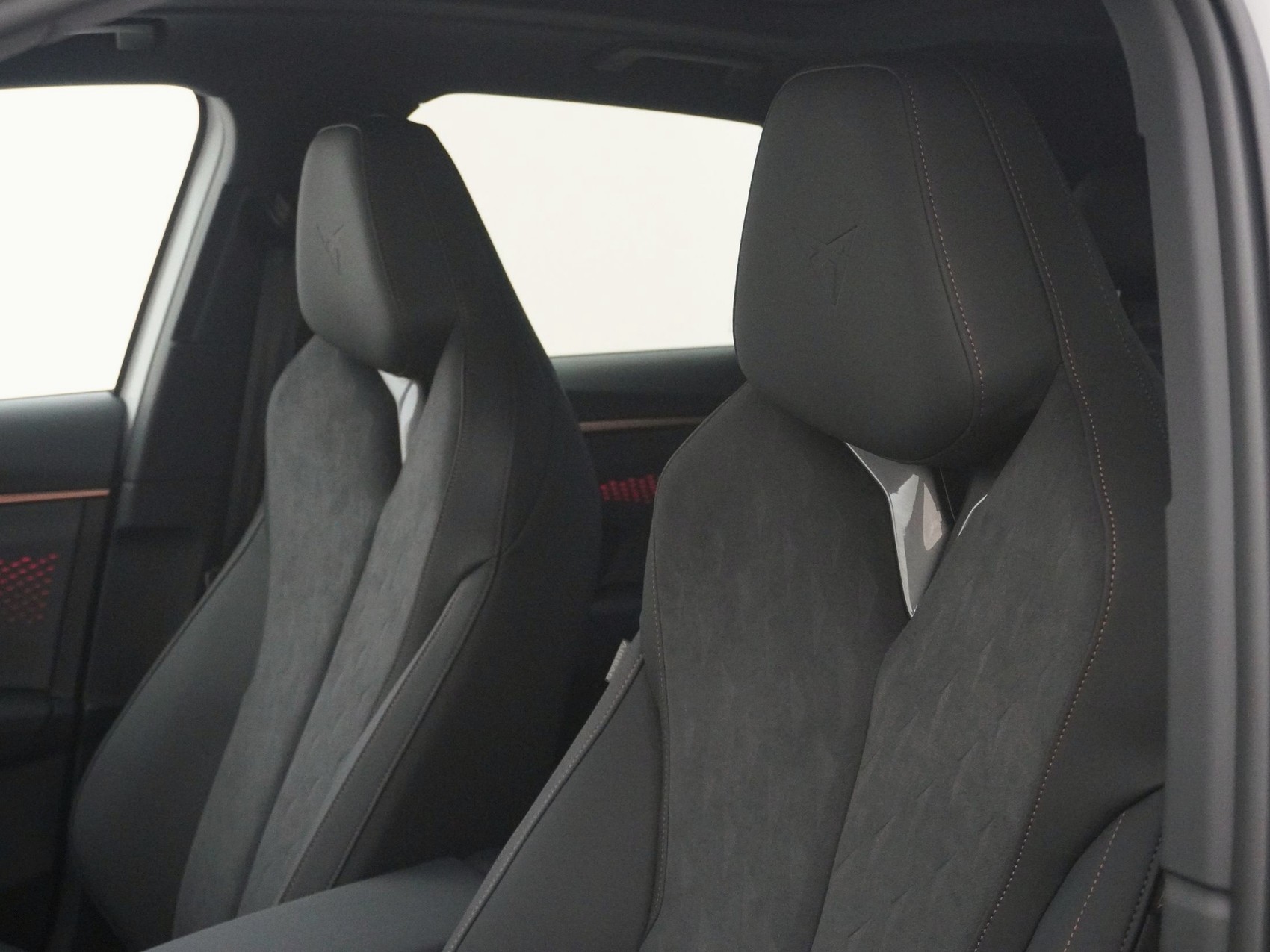 CUPRA Terramar 2.0 TSI VZ 4Drive DSG-image-9