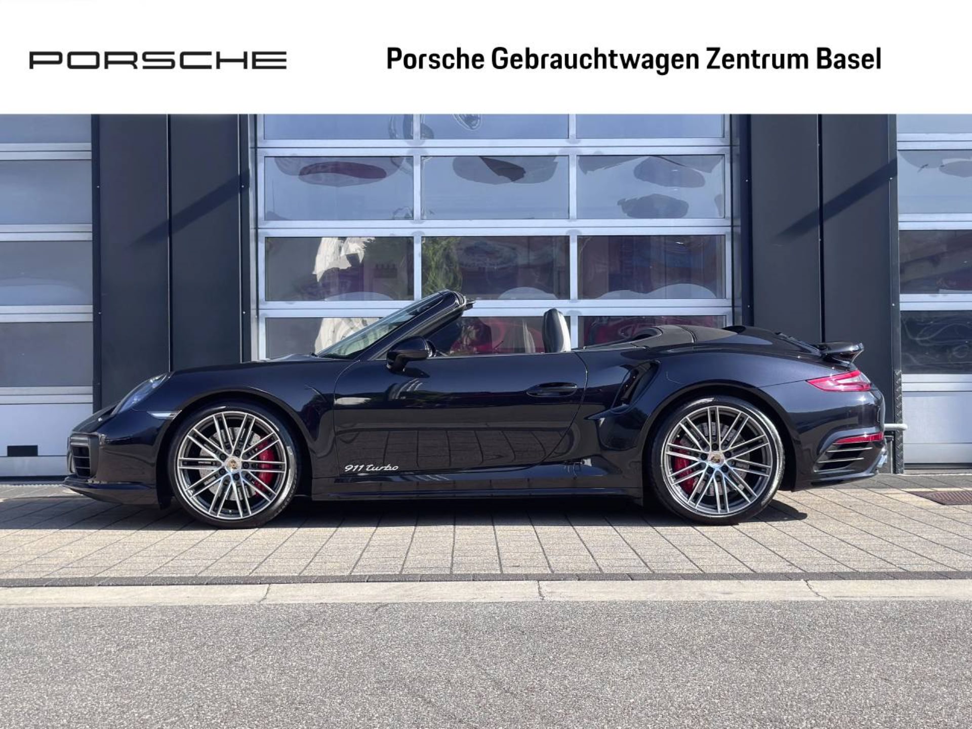 PORSCHE 911 Turbo Cabriolet-image-1