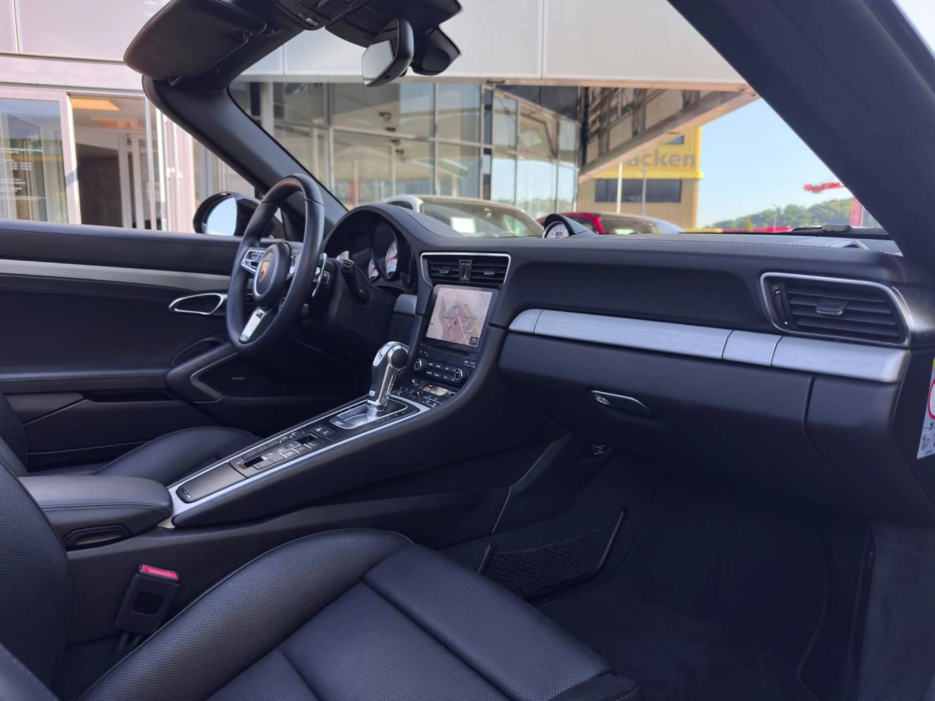 PORSCHE 911 Turbo Cabriolet-image-20