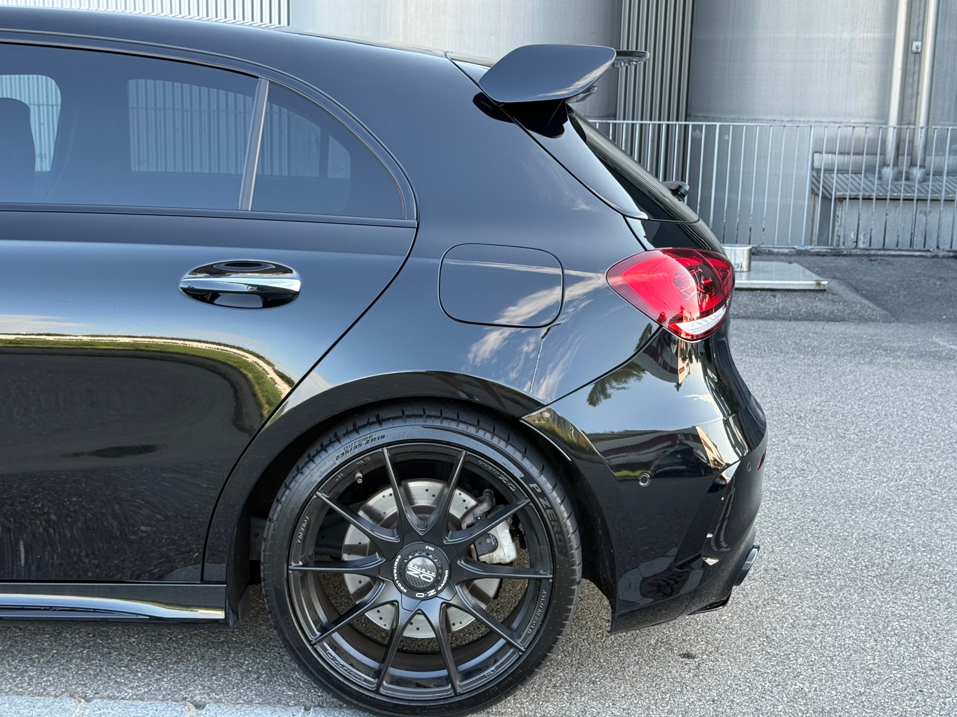 MERCEDES-BENZ A 35 AMG 4Matic Speedshift inkl. Garantie-image-9