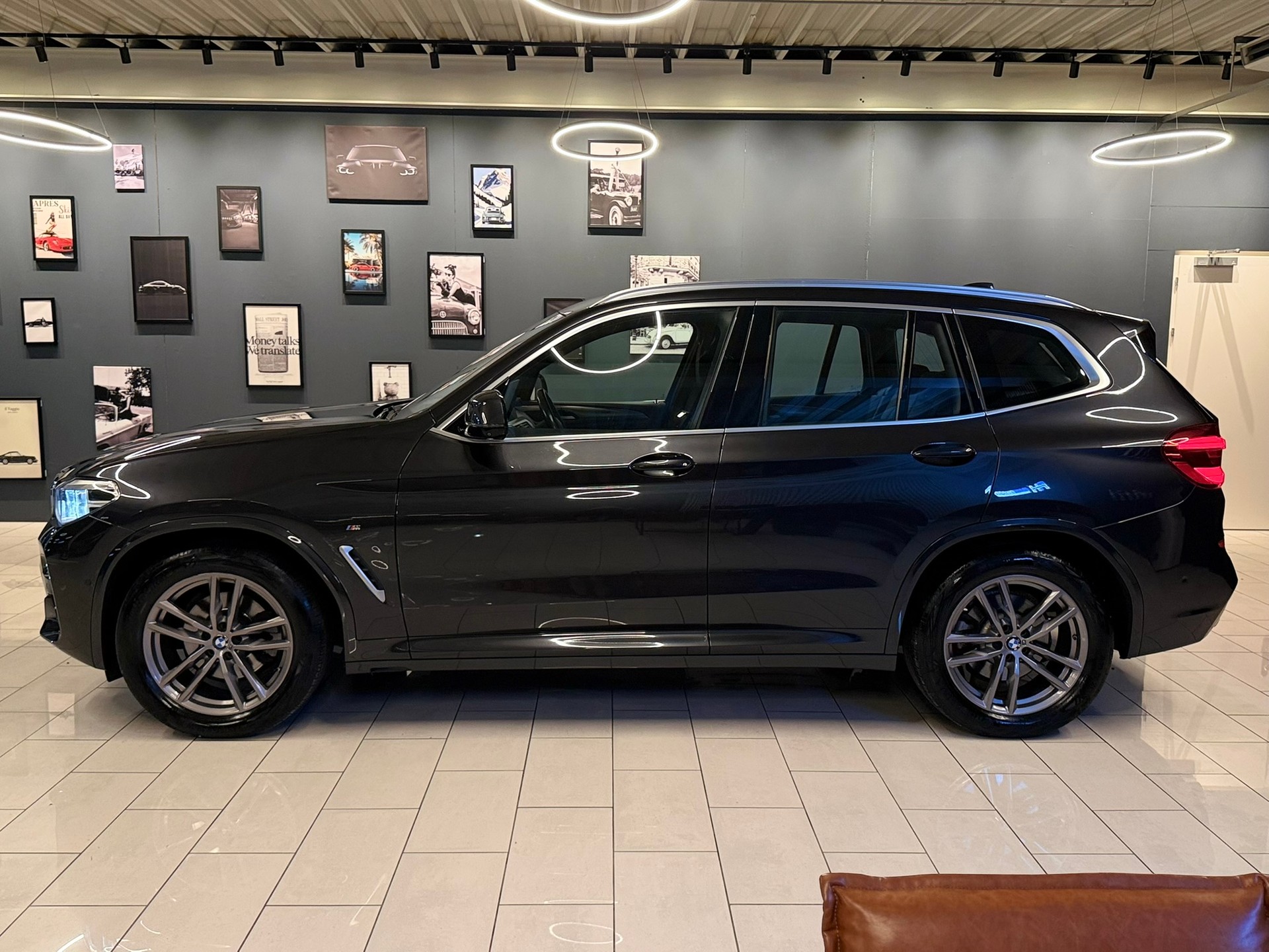 BMW X3 xDrive 20d Individual M Sport Steptronic-image-3
