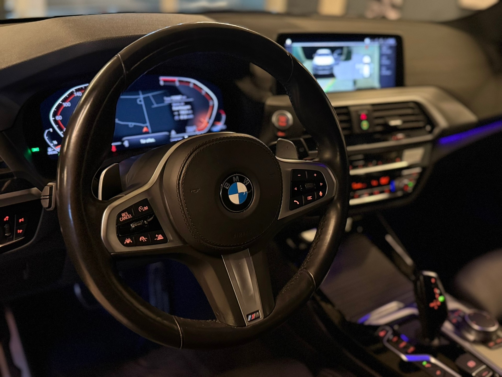 BMW X3 xDrive 20d Individual M Sport Steptronic-image-9
