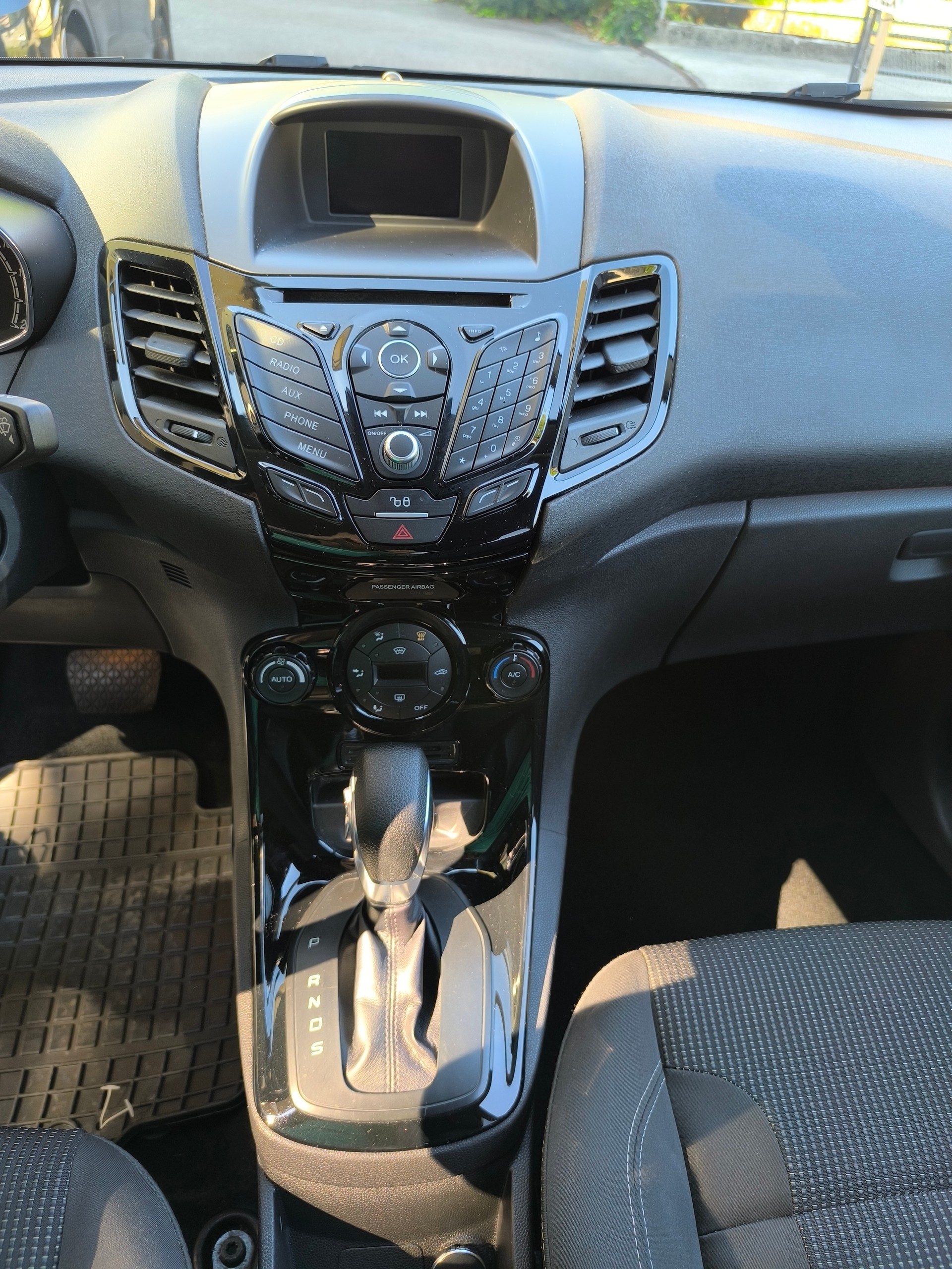 FORD 1.0 EcoB 100 Trend-image-5