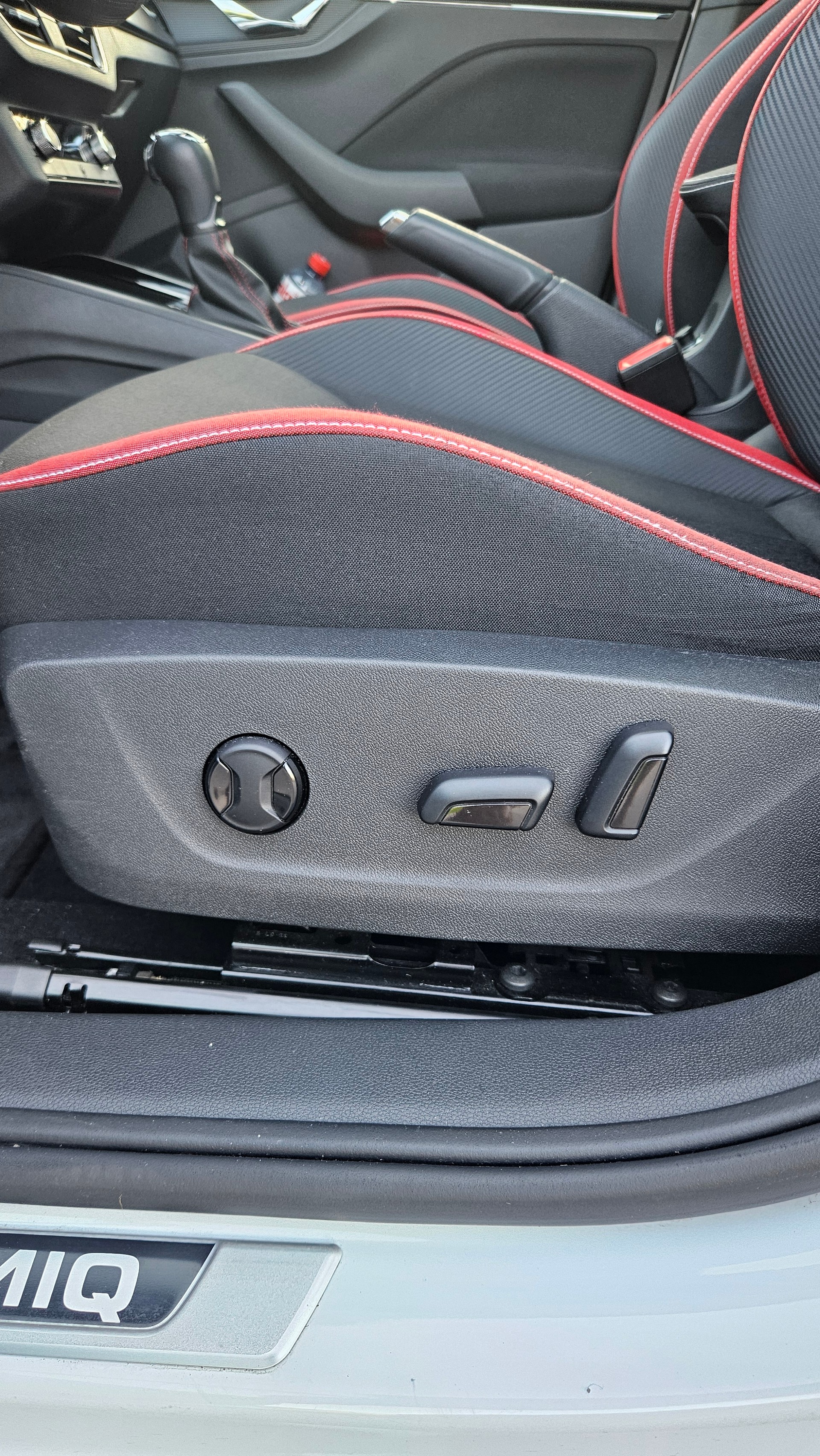 SKODA 1.5 TSI Monte Carlo DSG-image-6