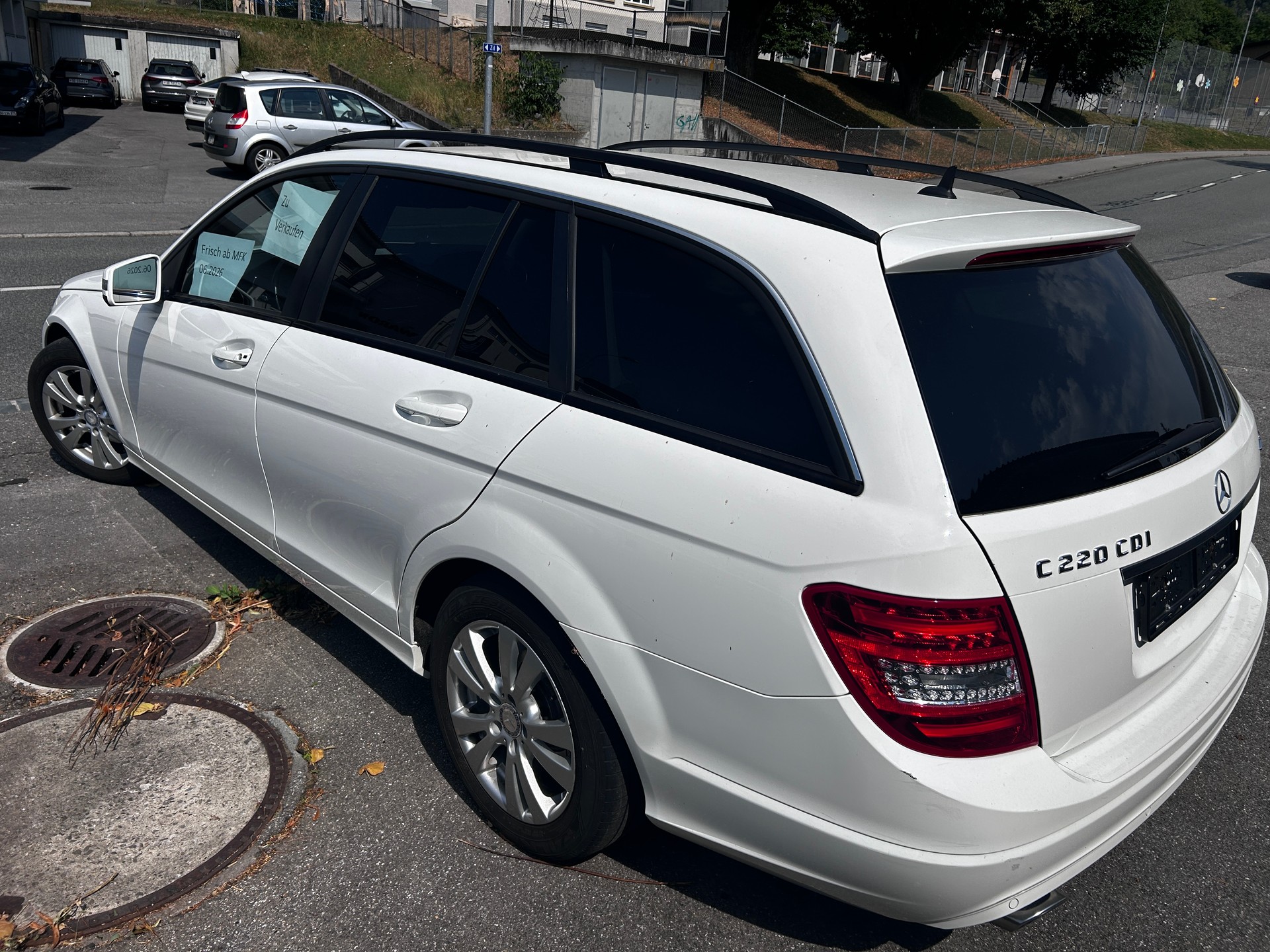 MERCEDES-BENZ C 220-image-3
