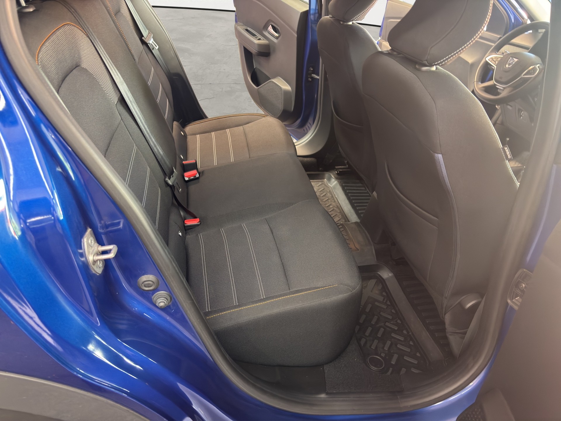DACIA Sandero Stepway TCe 90 Comfort-image-19