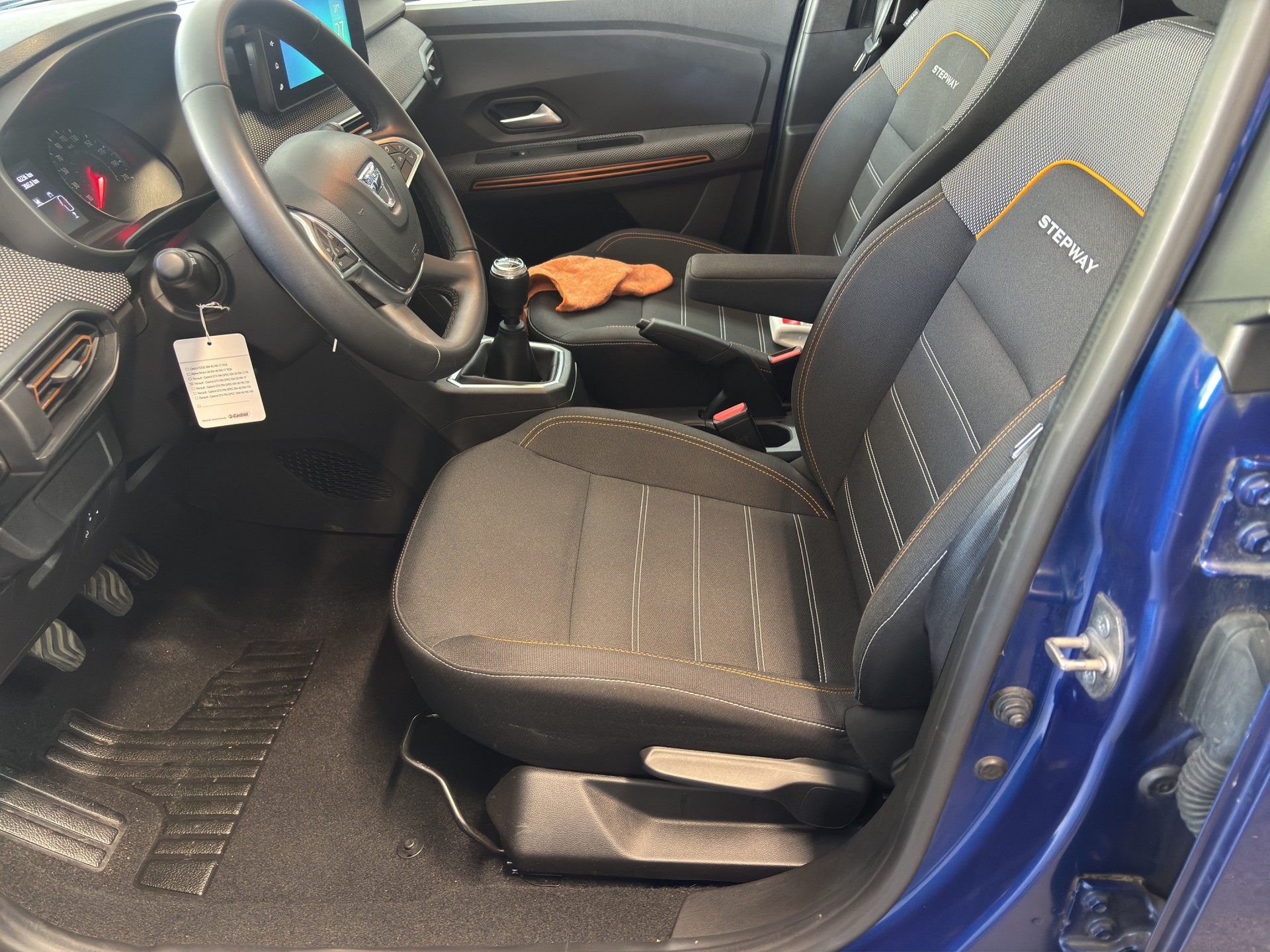 DACIA Sandero Stepway TCe 90 Comfort-image-8