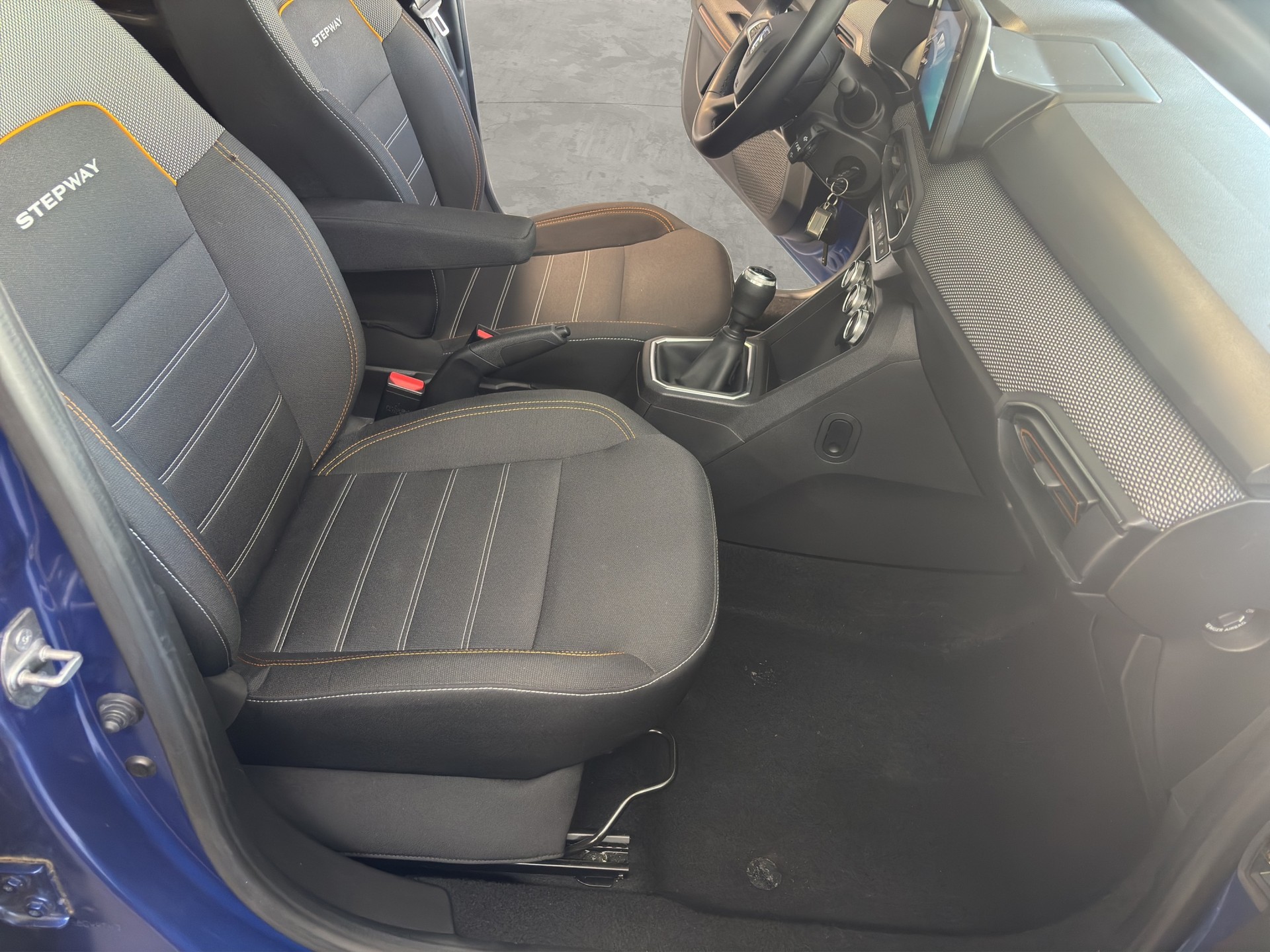 DACIA Sandero Stepway TCe 90 Comfort-image-17