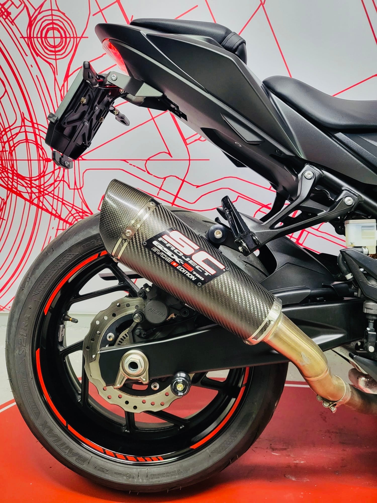 SUZUKI GSX-S 750 EVO 3-image-4