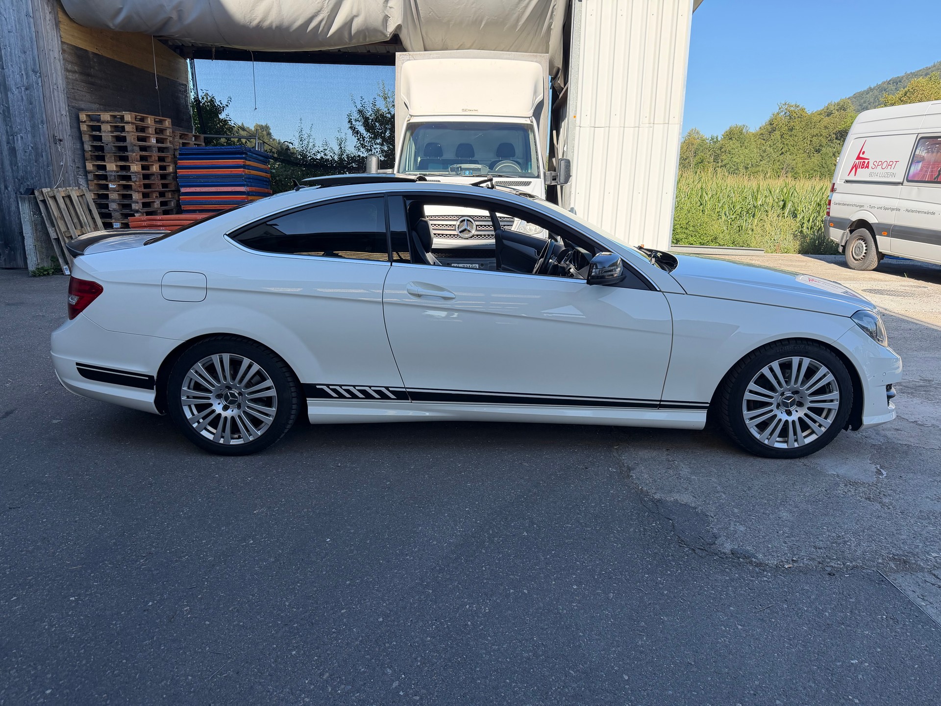 MERCEDES-BENZ C 180 Coupé MyStar 7G-Tronic-image-9