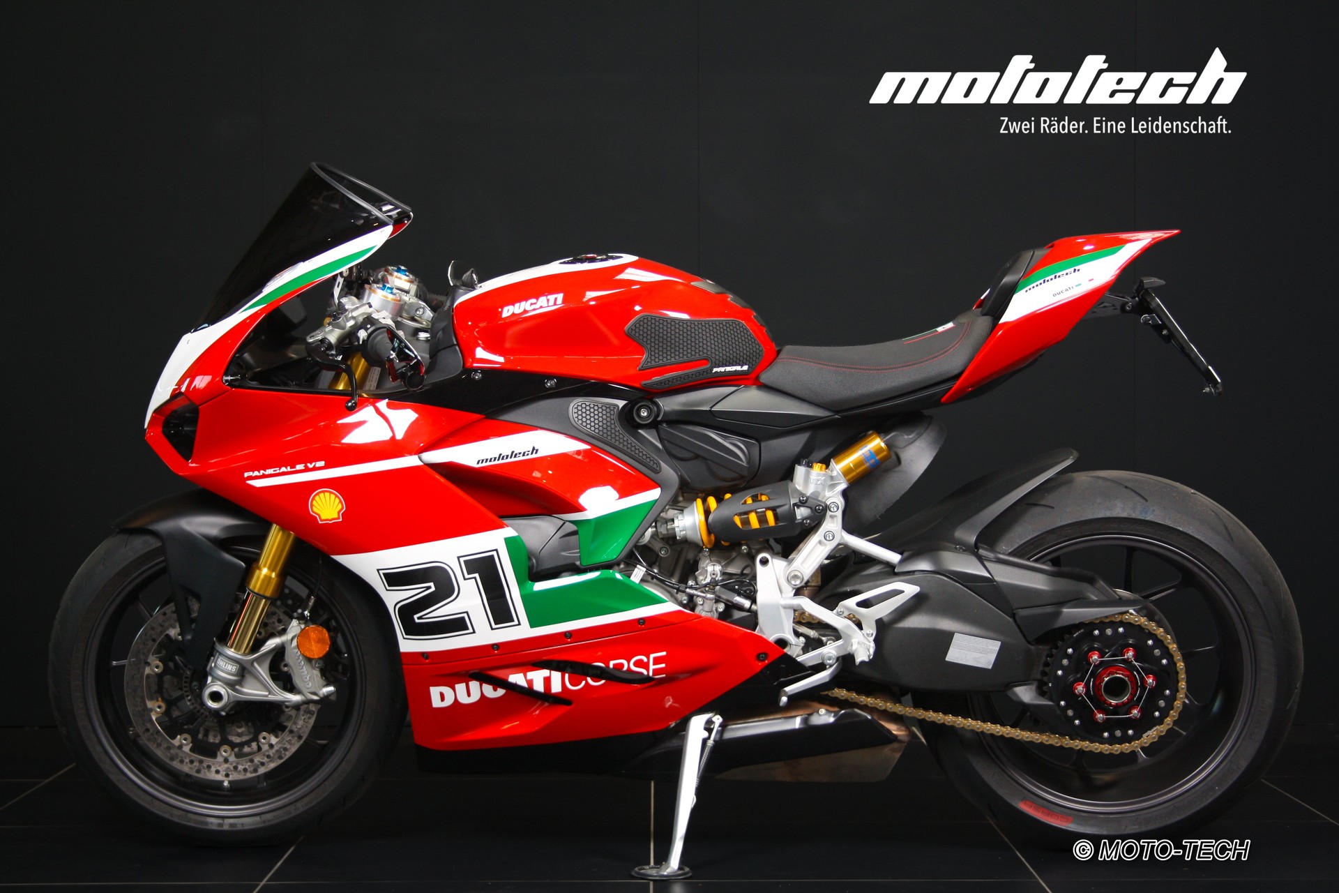 DUCATI Panigale V2 Bayliss 1st Champion 20th Anniversary-image-4