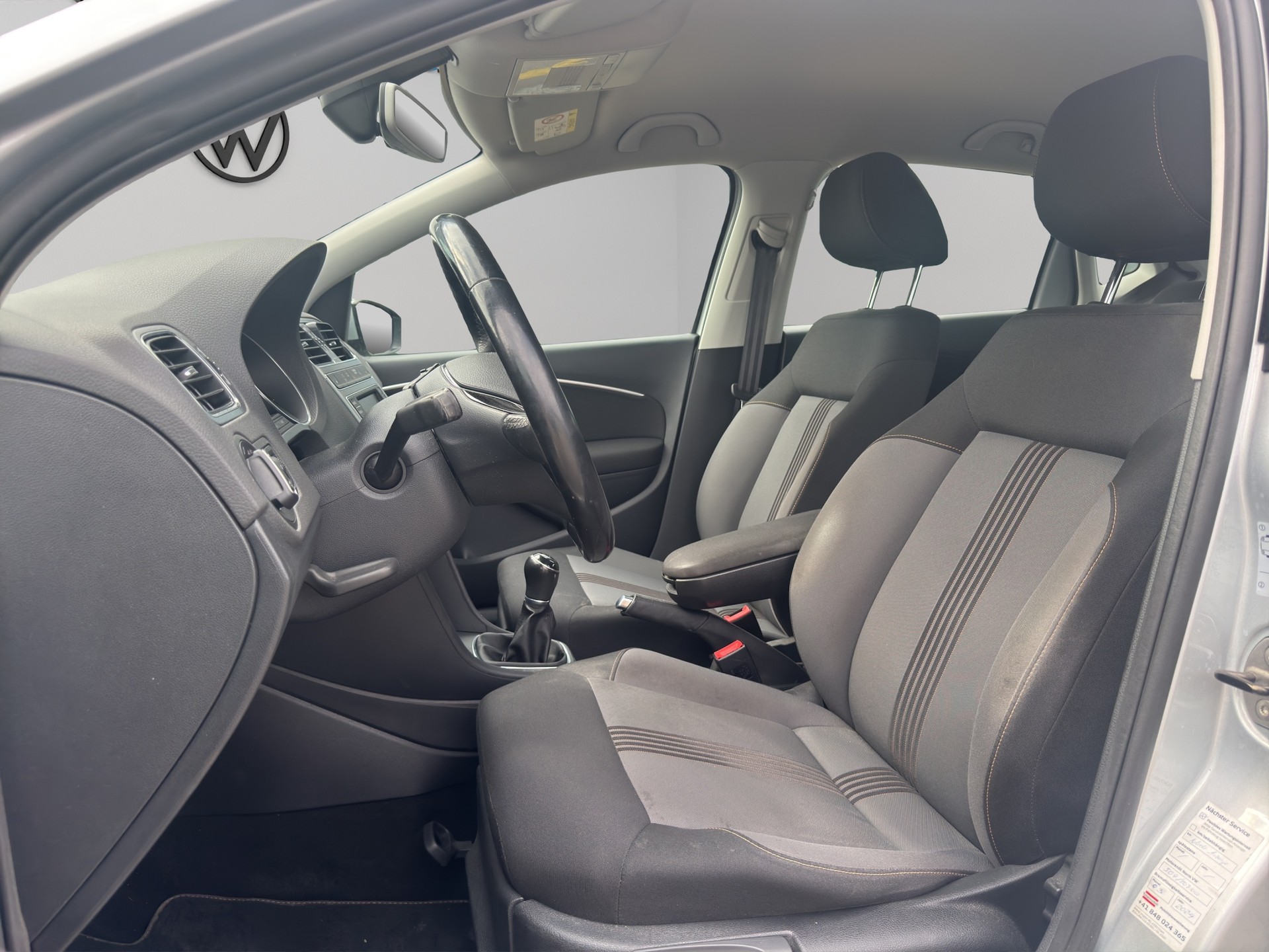 VW Polo 1.0 BMT Allstar-image-8