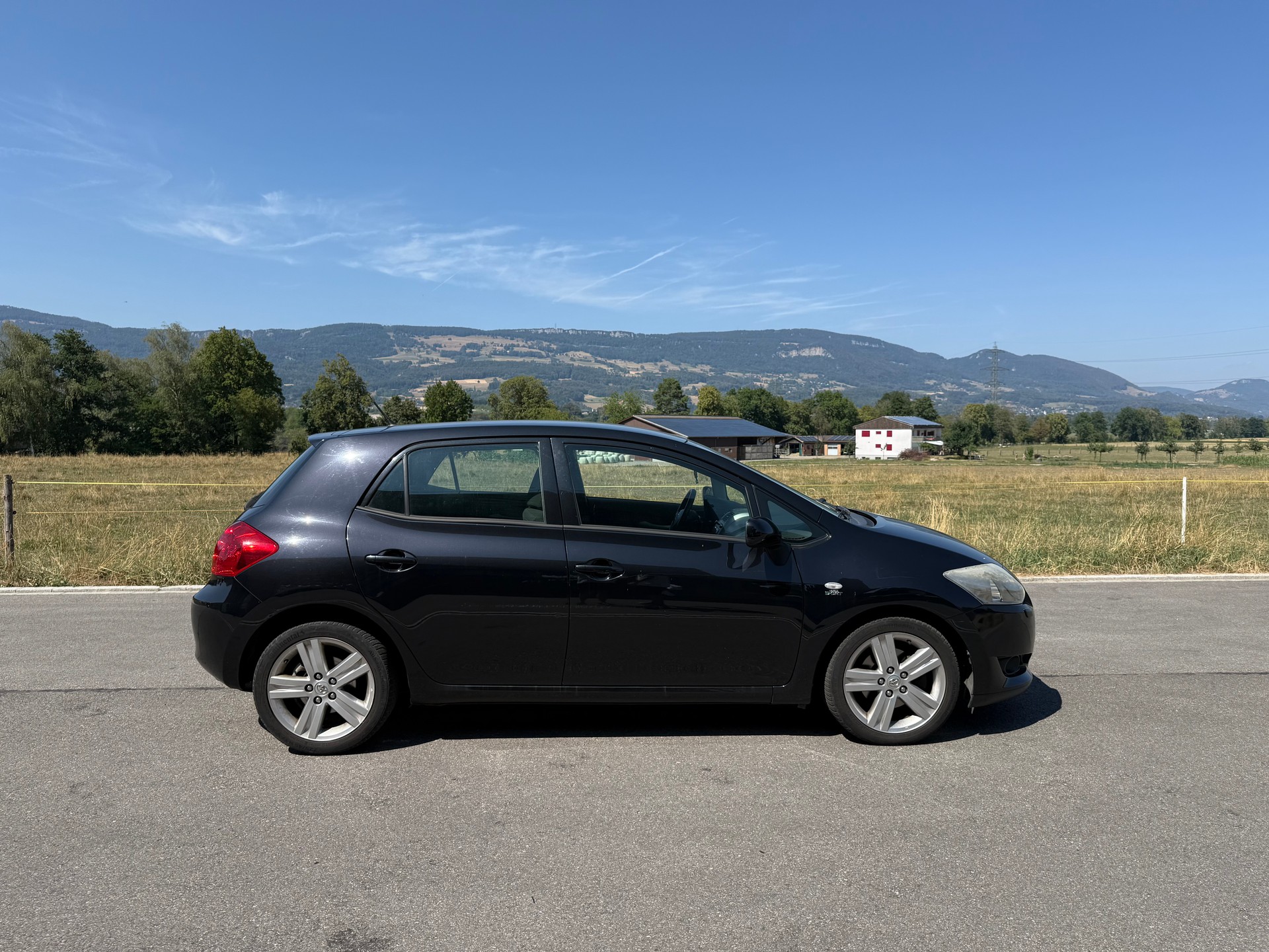TOYOTA Auris 2.2 D-4D CleanPower Linea Sol Premium-image-3