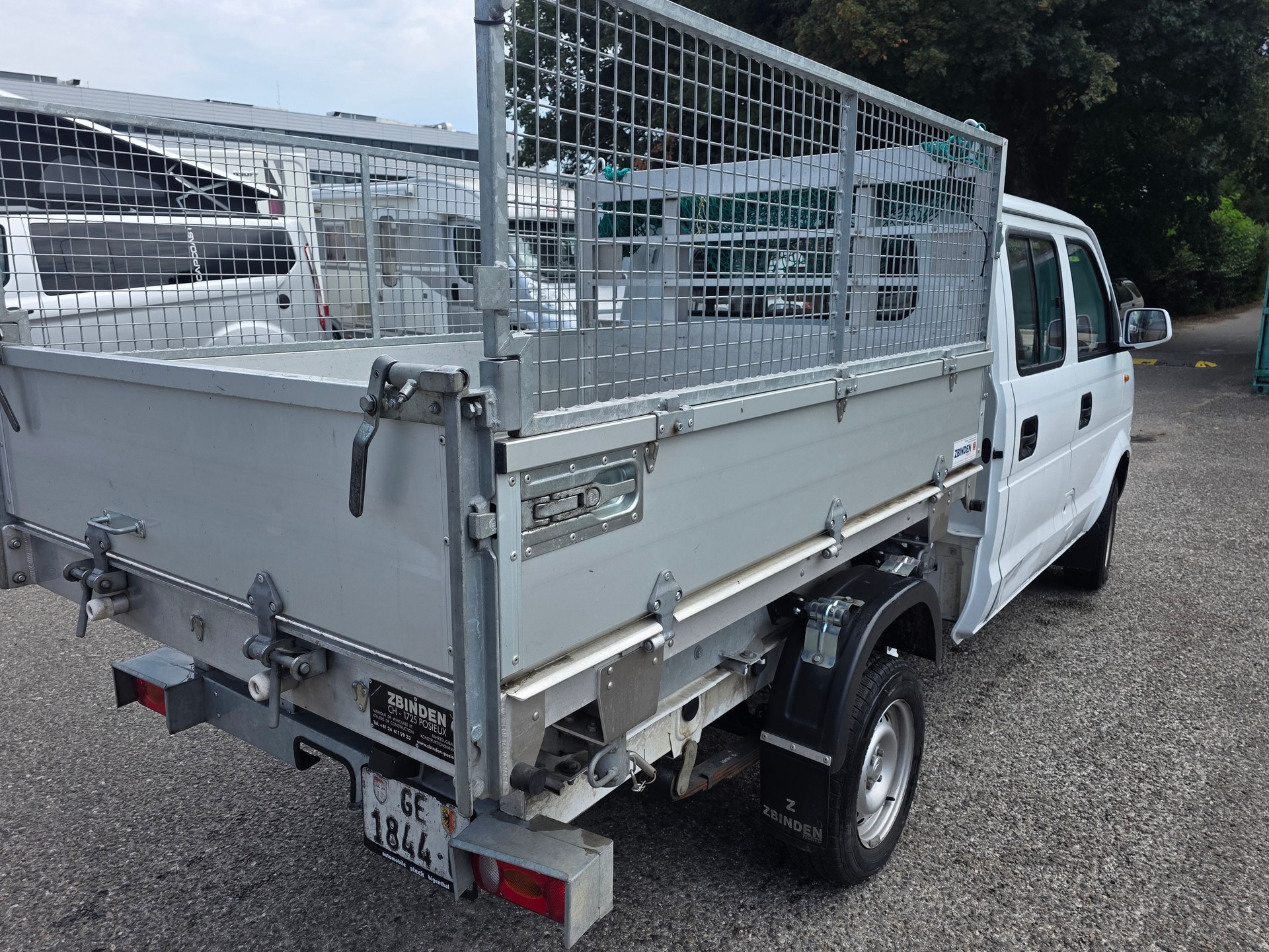 DFSK V22 Werksbrücke Basculant / Pont d'usine 4x4-image-3