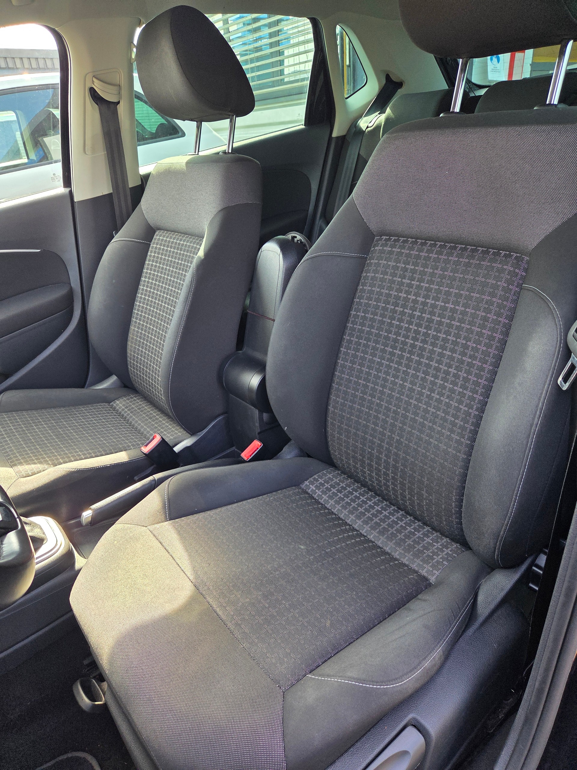 VW Polo 1.2 TSI BMT Comfortline DSG-image-8