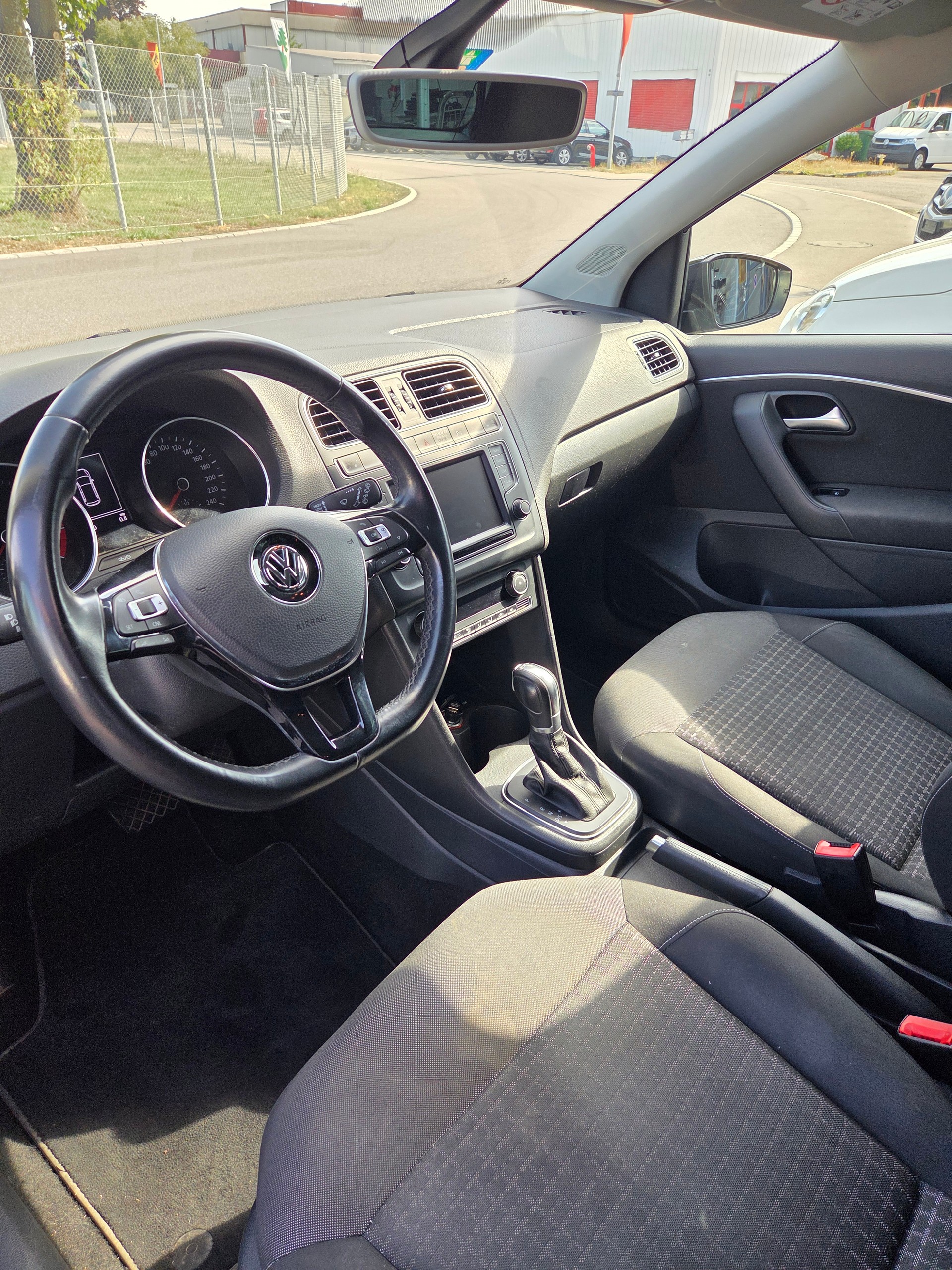 VW Polo 1.2 TSI BMT Comfortline DSG-image-7