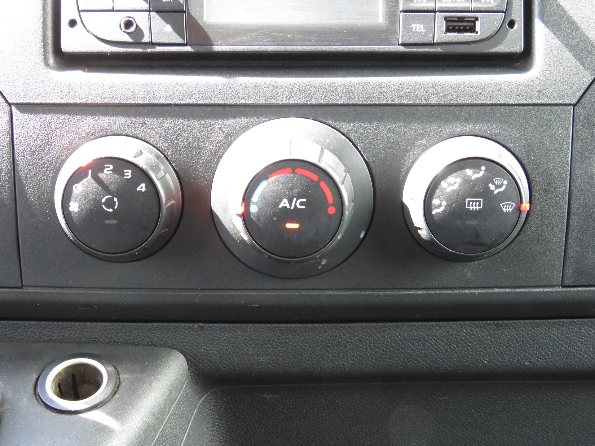 OPEL Movano 2.3 CDTI 3.5t L2H2 (NL 1'310 kg, AHK 2.5 t)-image-19