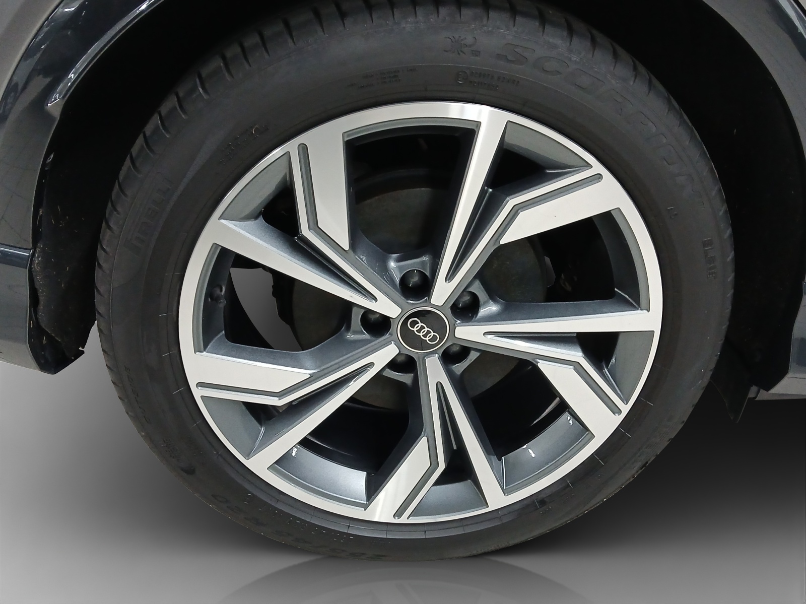 AUDI Q4 Sportback e-tron 50 quattro-image-15