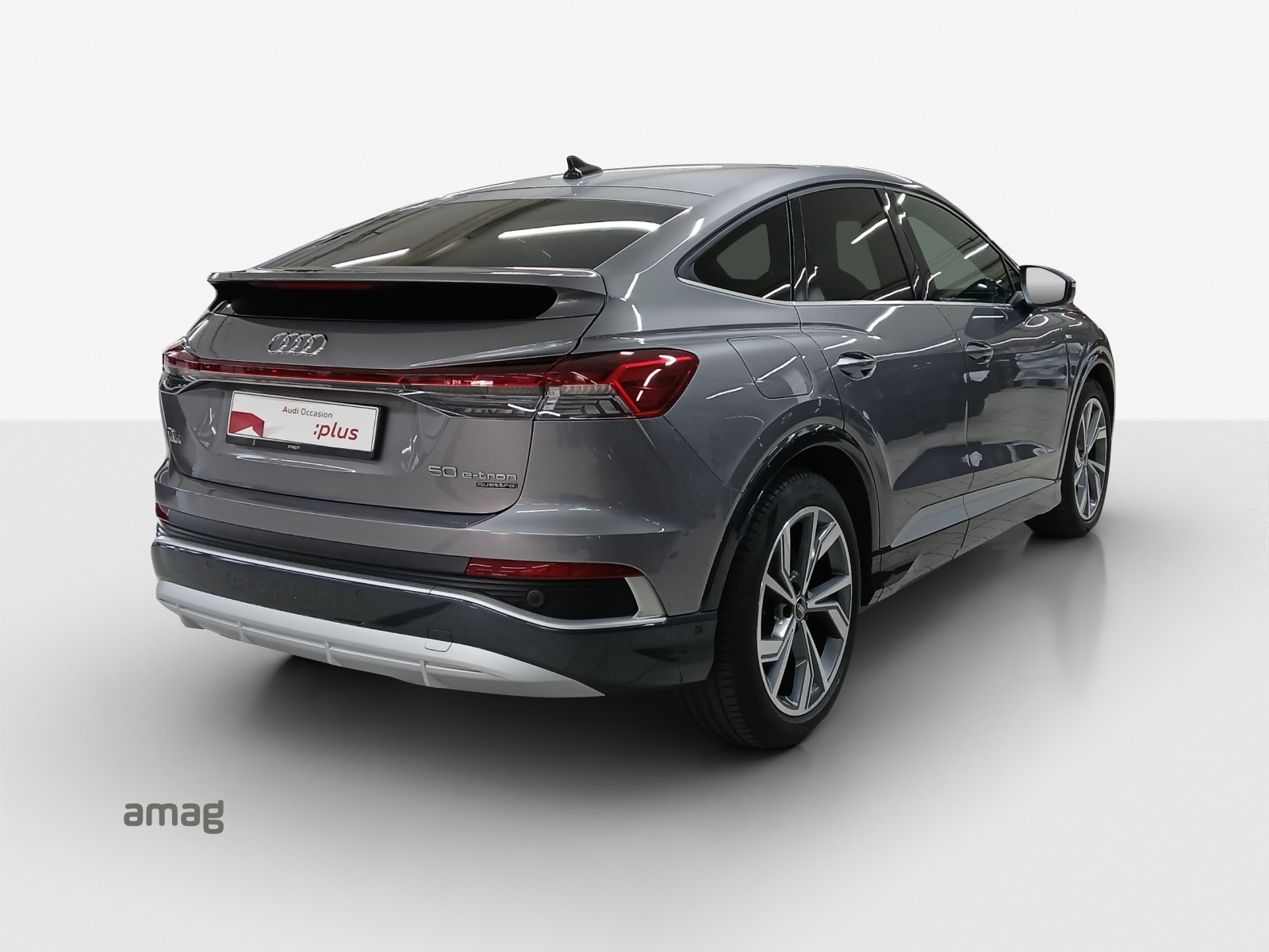 AUDI Q4 Sportback e-tron 50 quattro-image-5