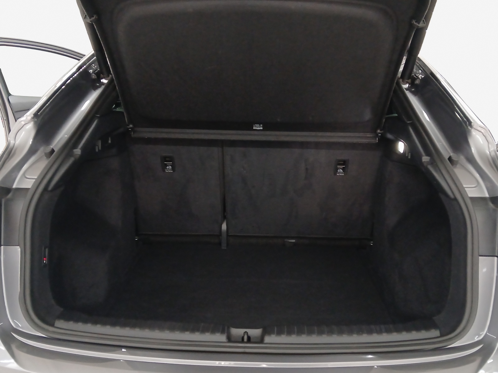 AUDI Q4 Sportback e-tron 50 quattro-image-13
