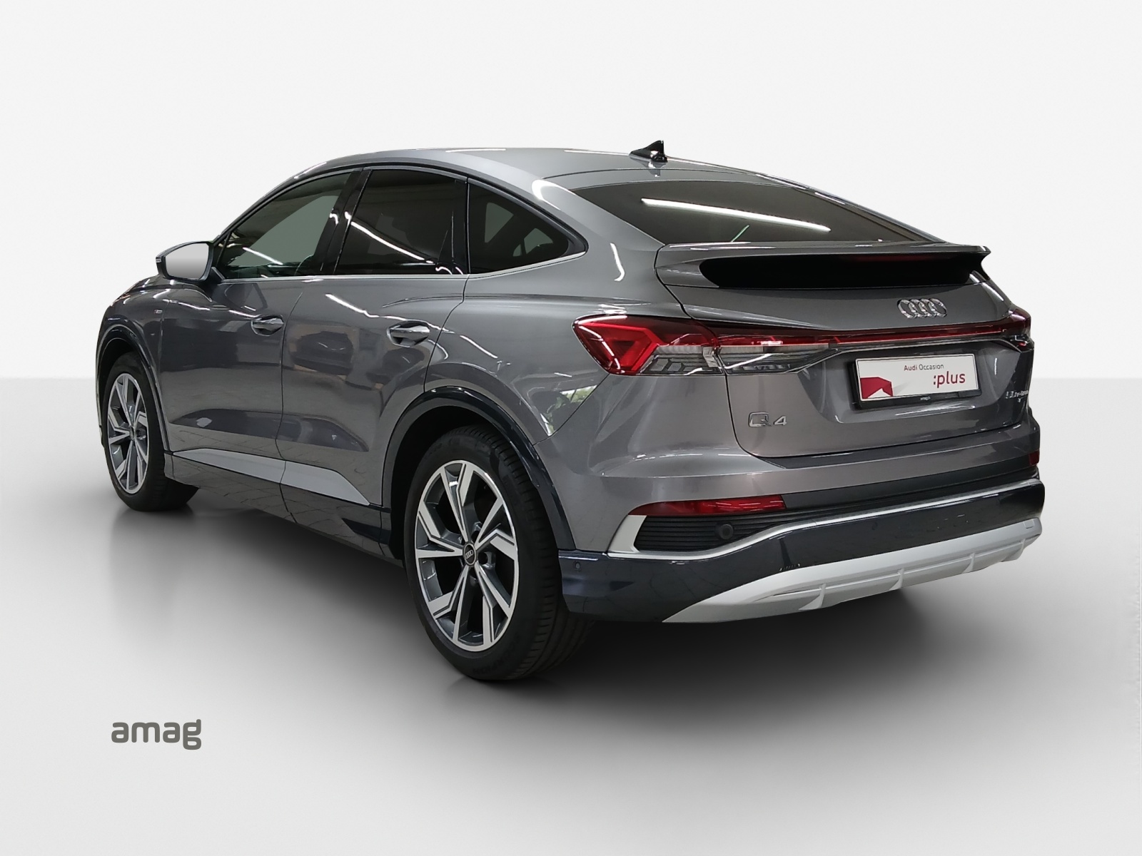AUDI Q4 Sportback e-tron 50 quattro-image-2