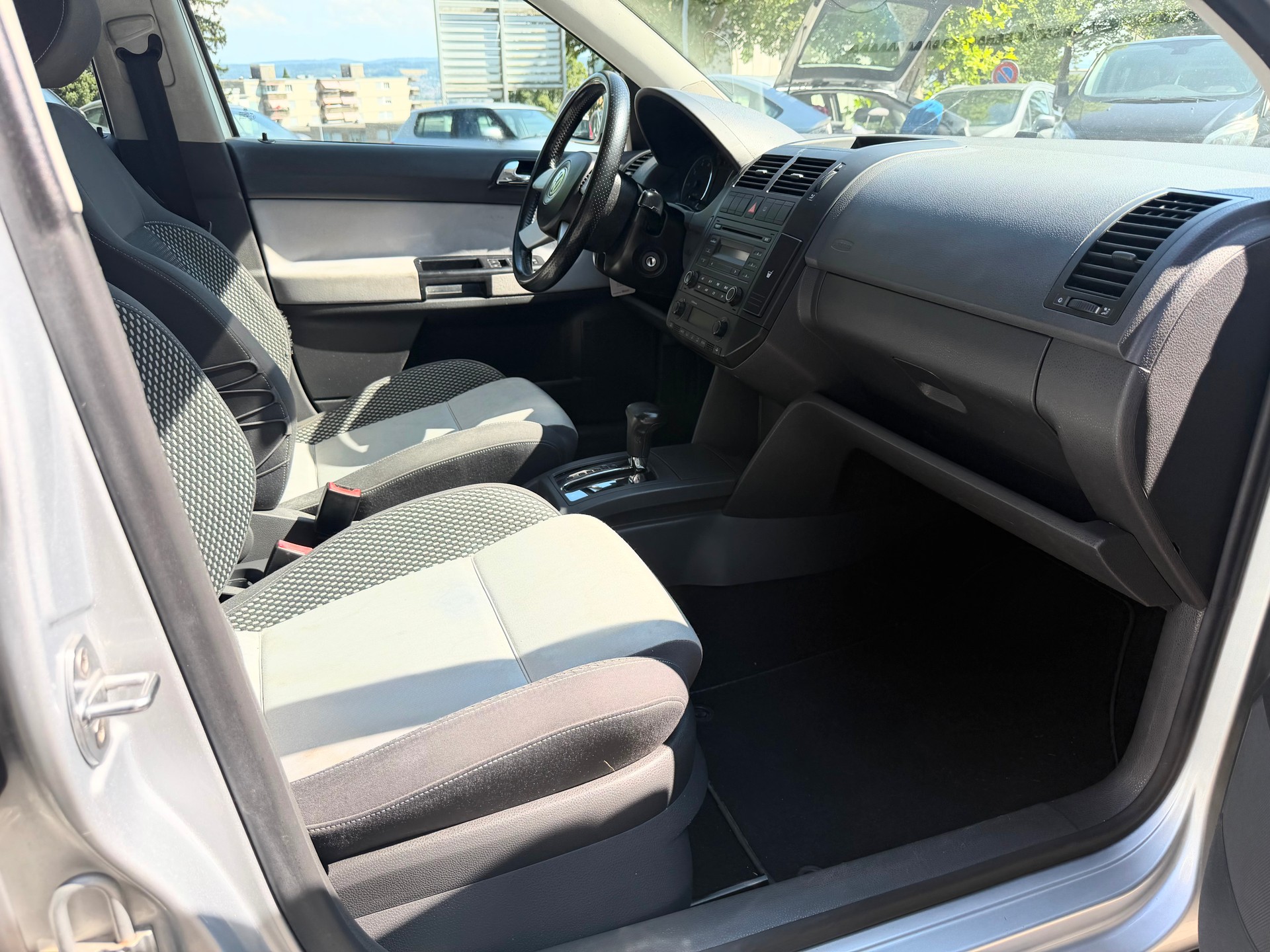 VW CrossPolo 1.4 16V Automatic-image-13